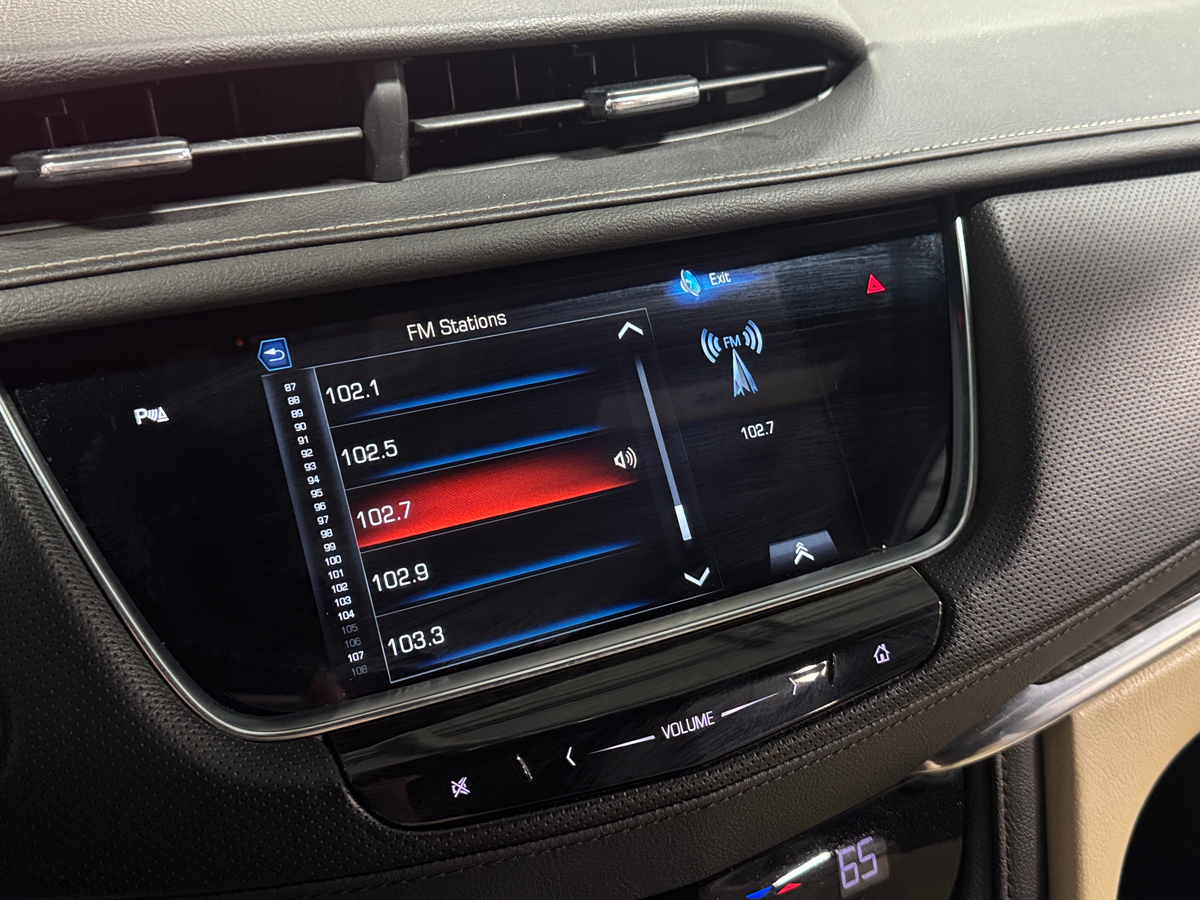 2017 Cadillac XT5 Base 4