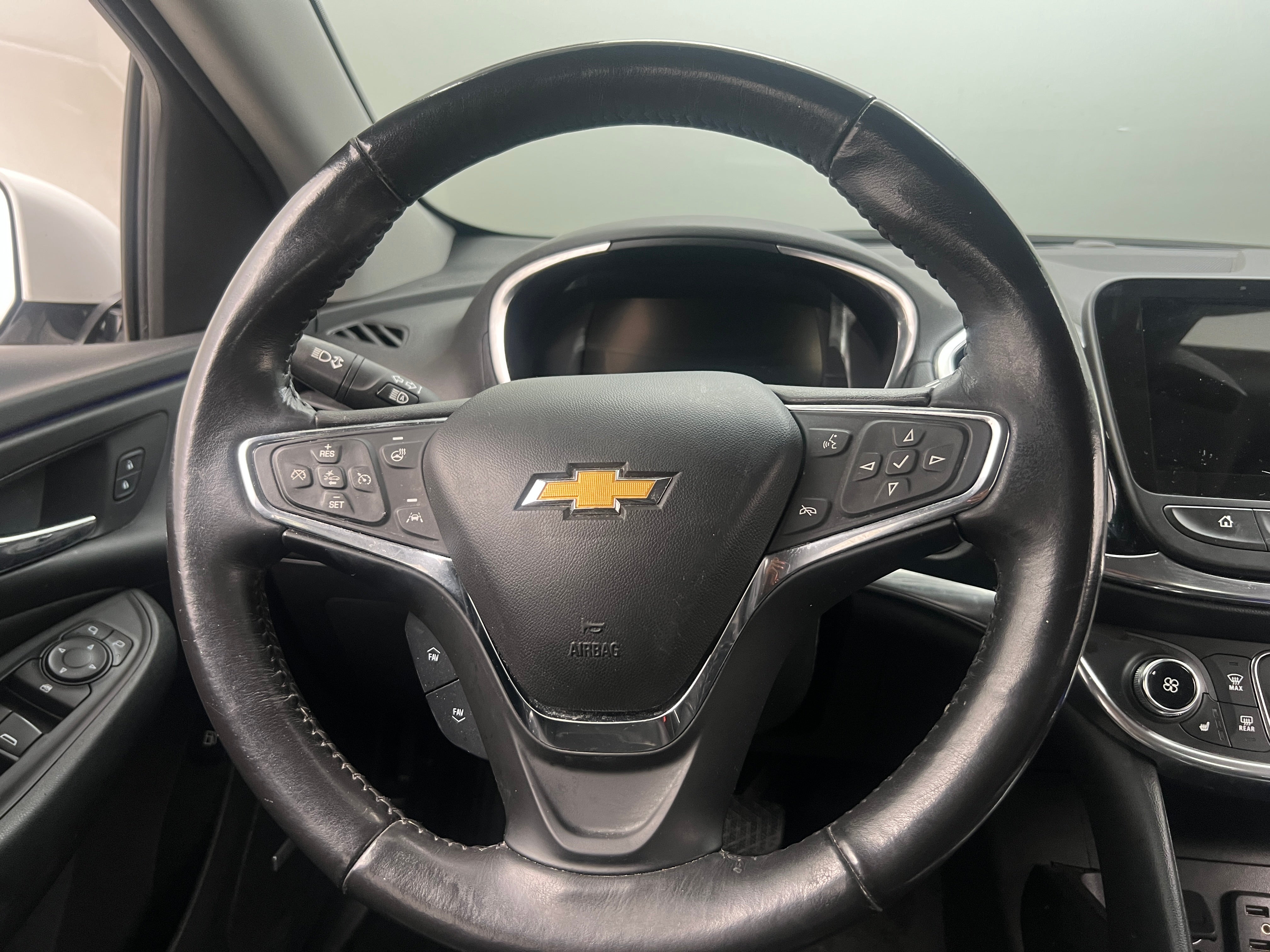 2018 Chevrolet Volt Premier 5