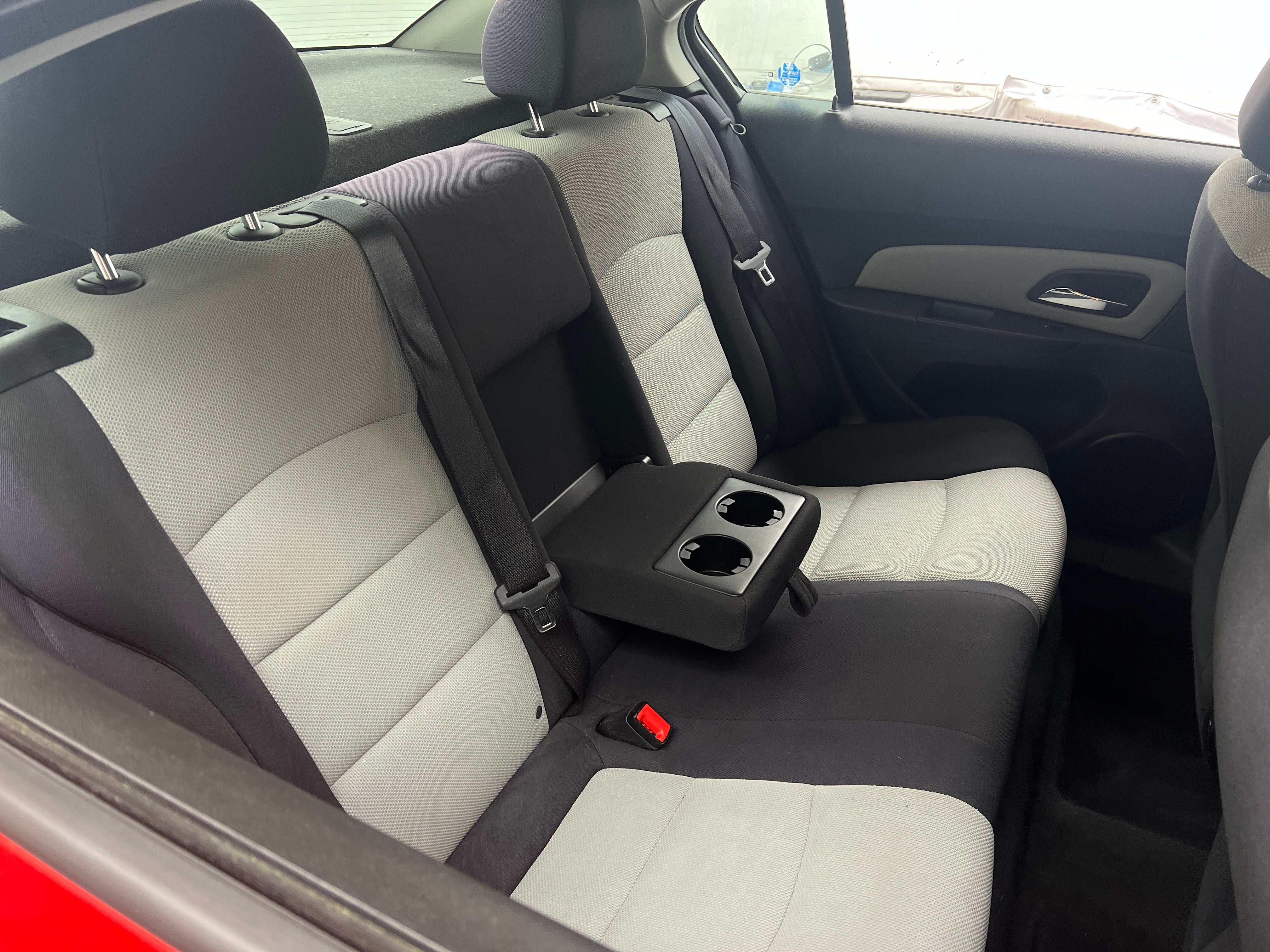 2014 Chevrolet Cruze LS 6