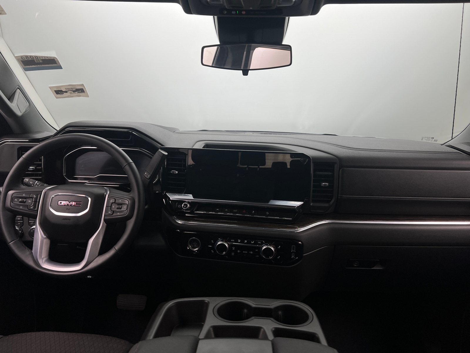 Thumbnail: 2023 GMC Sierra 1500 - 3
