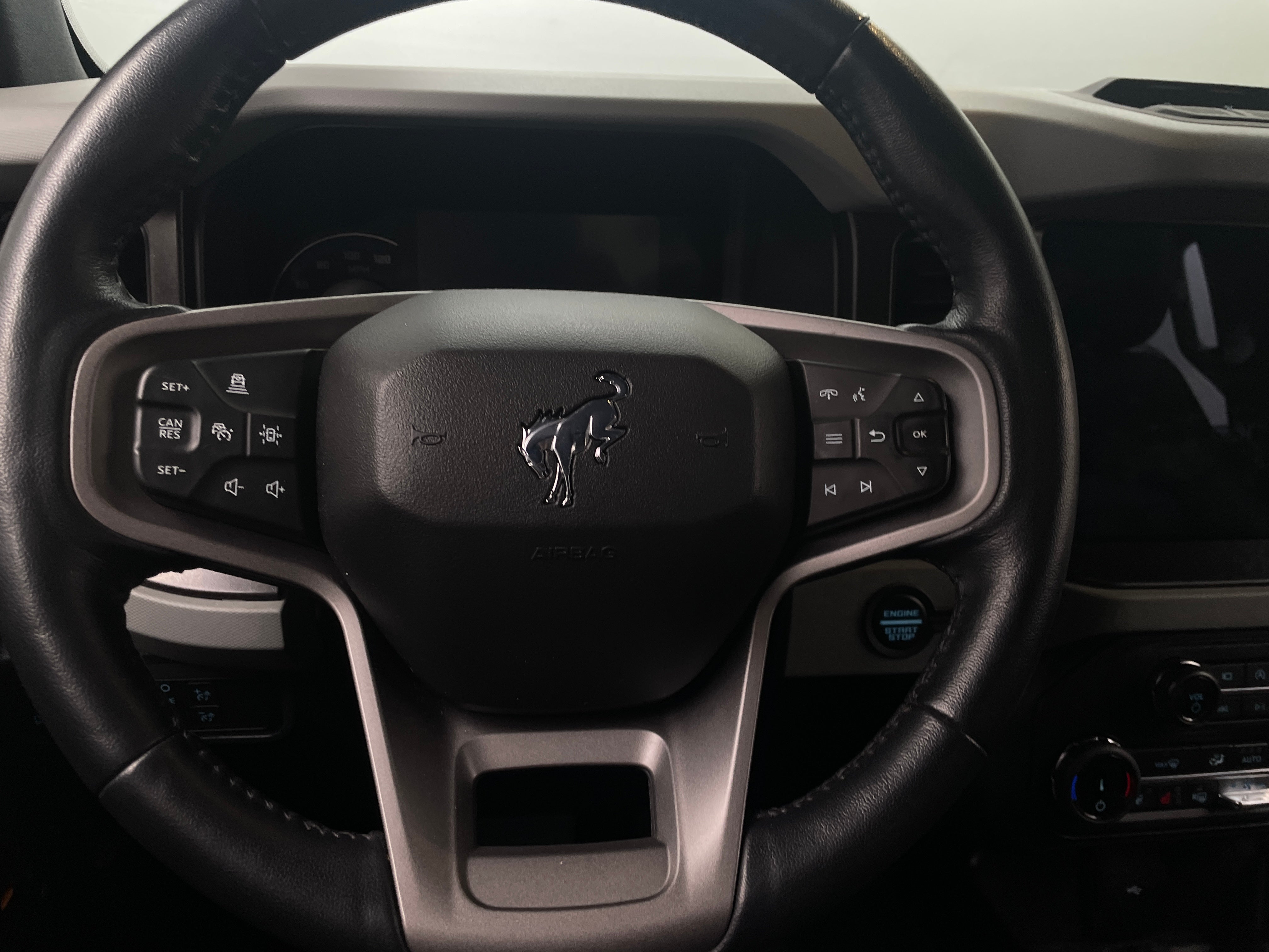 2022 Ford Bronco Badlands 4
