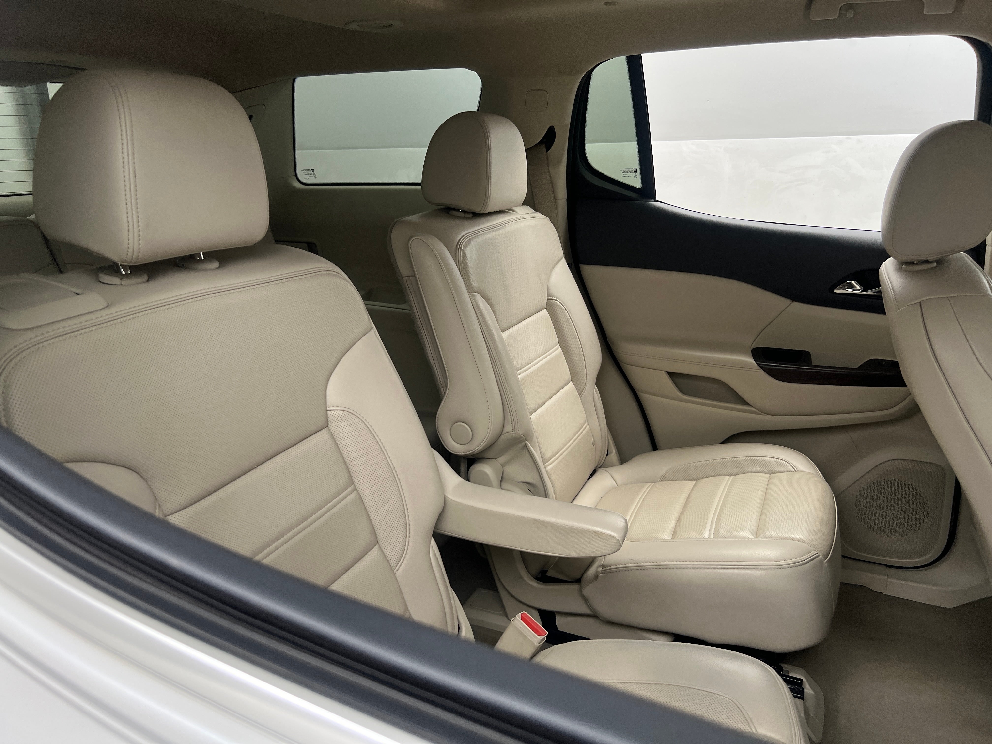 2020 GMC Acadia Denali 5