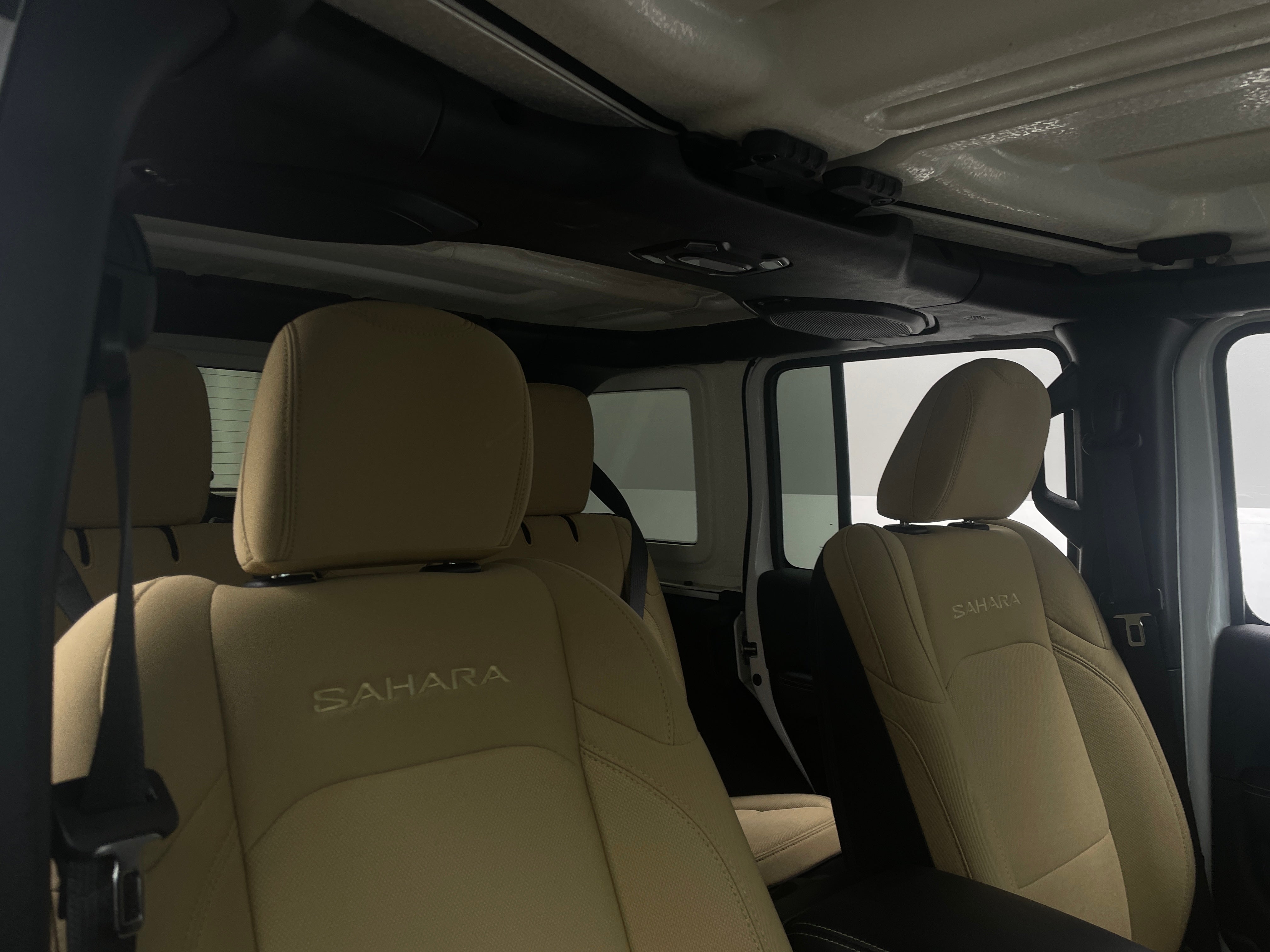 2021 Jeep Wrangler Unlimited Sahara 2