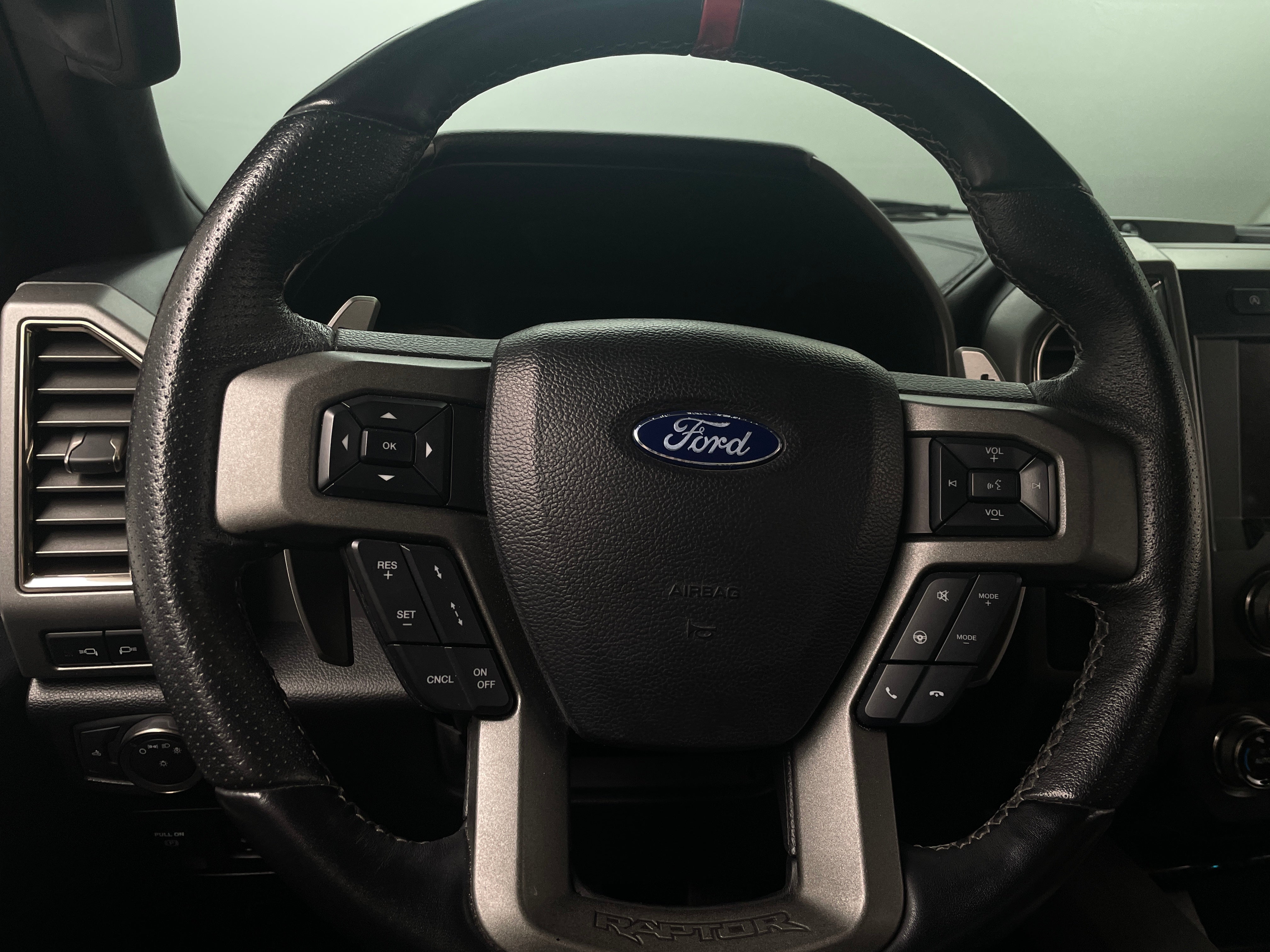 2019 Ford Econoline E-150 4