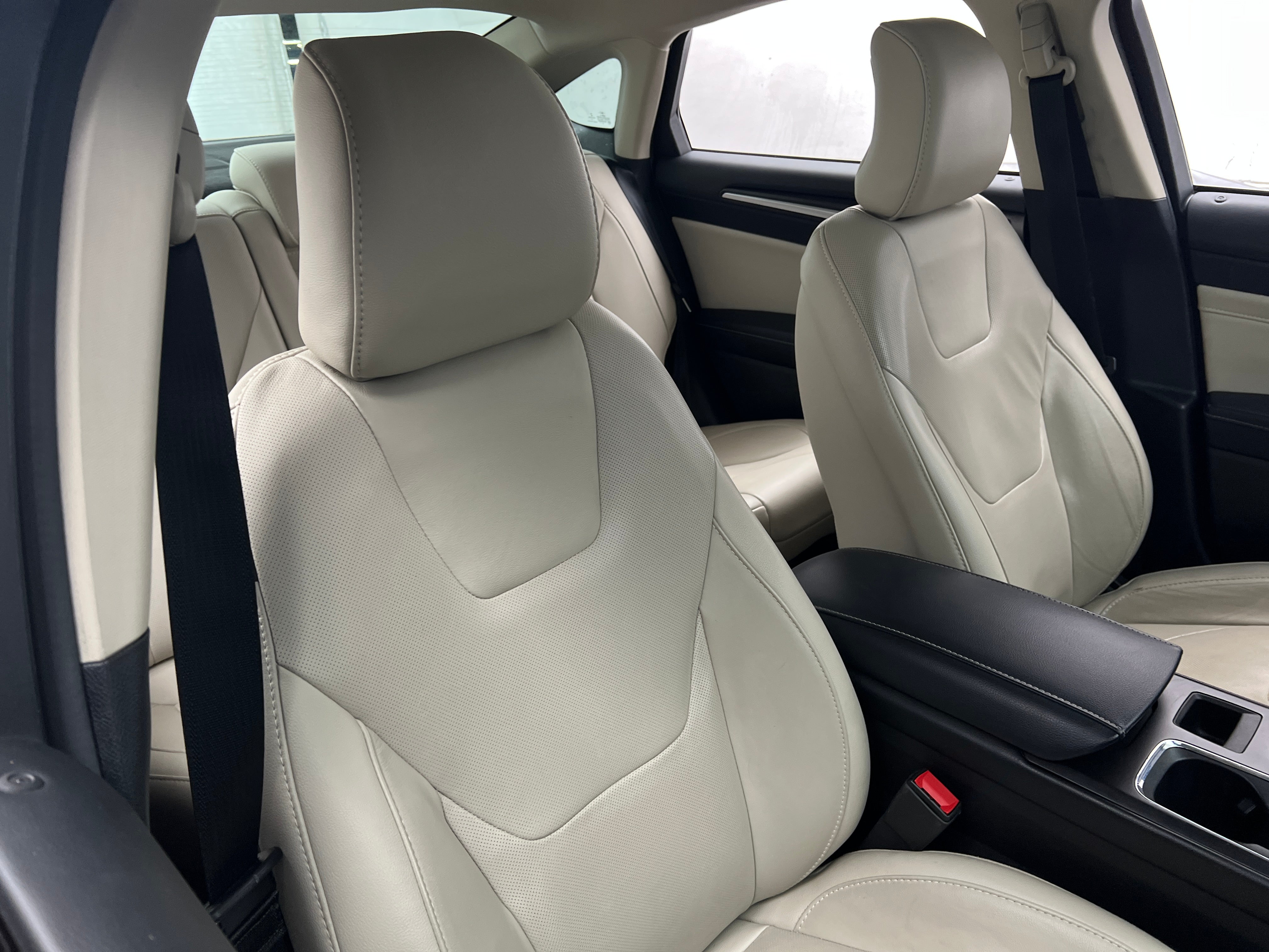 2017 Ford Fusion Titanium 2