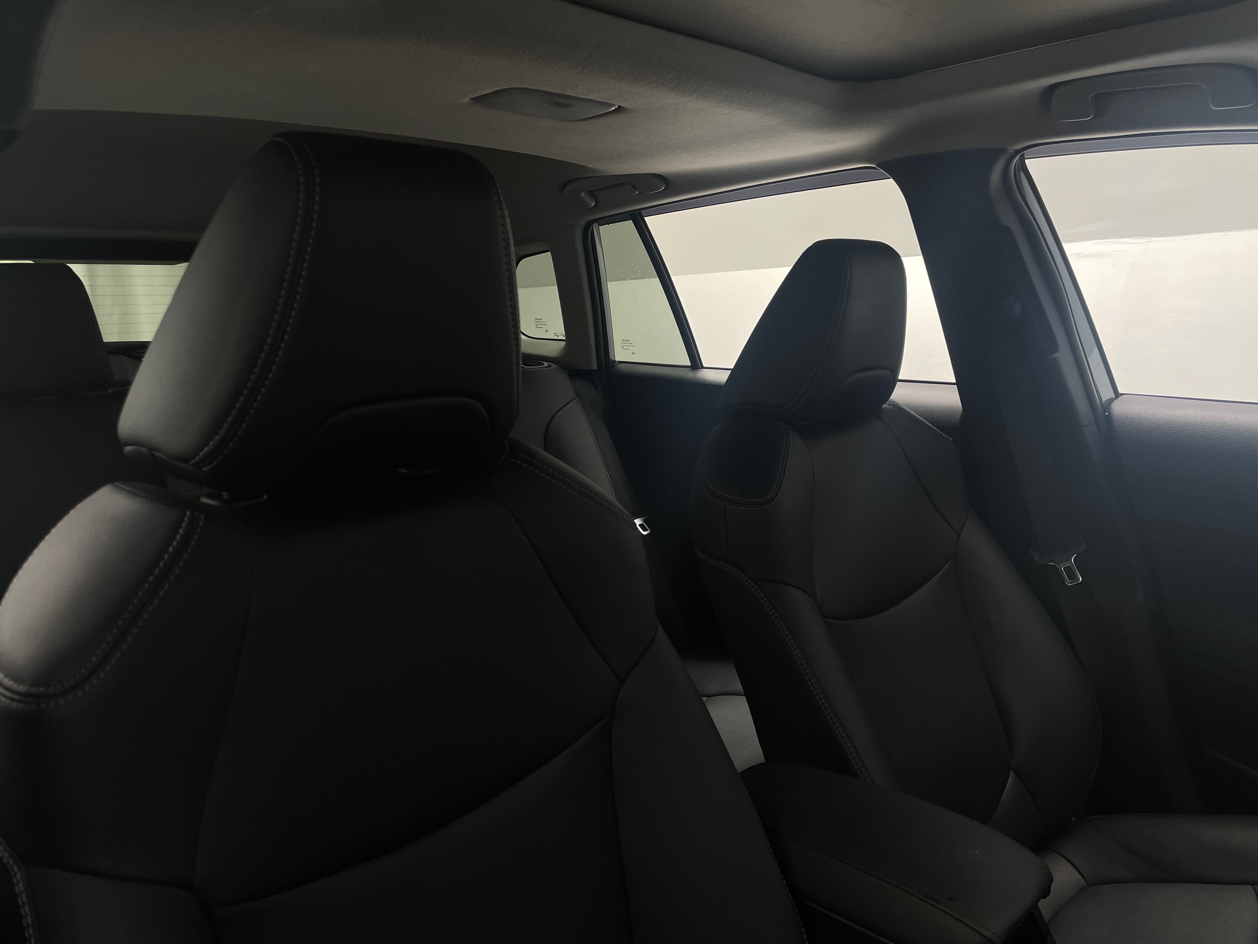 2024 Toyota Corolla Cross XLE 2