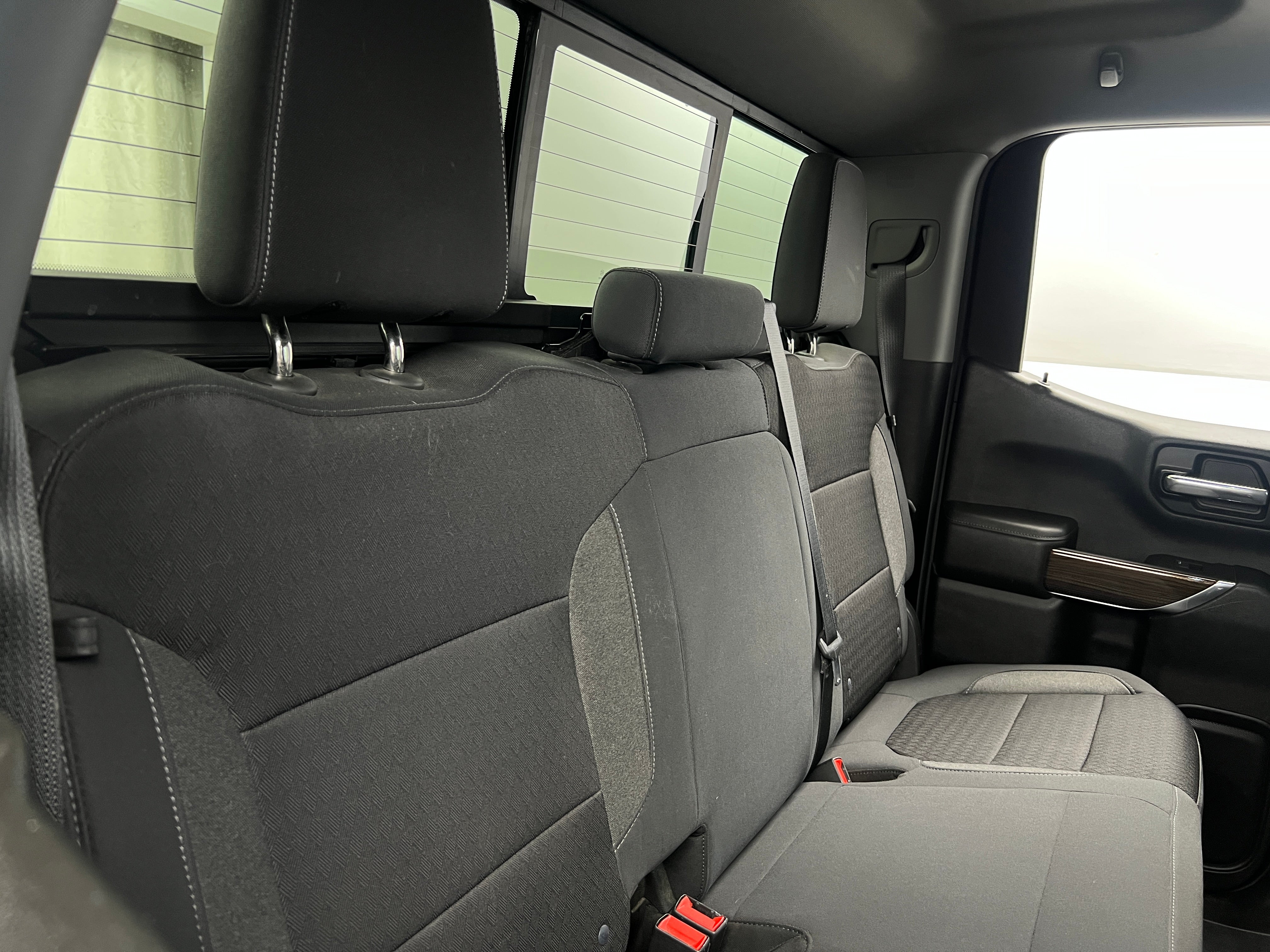 2020 Chevrolet Silverado 1500 RST 6