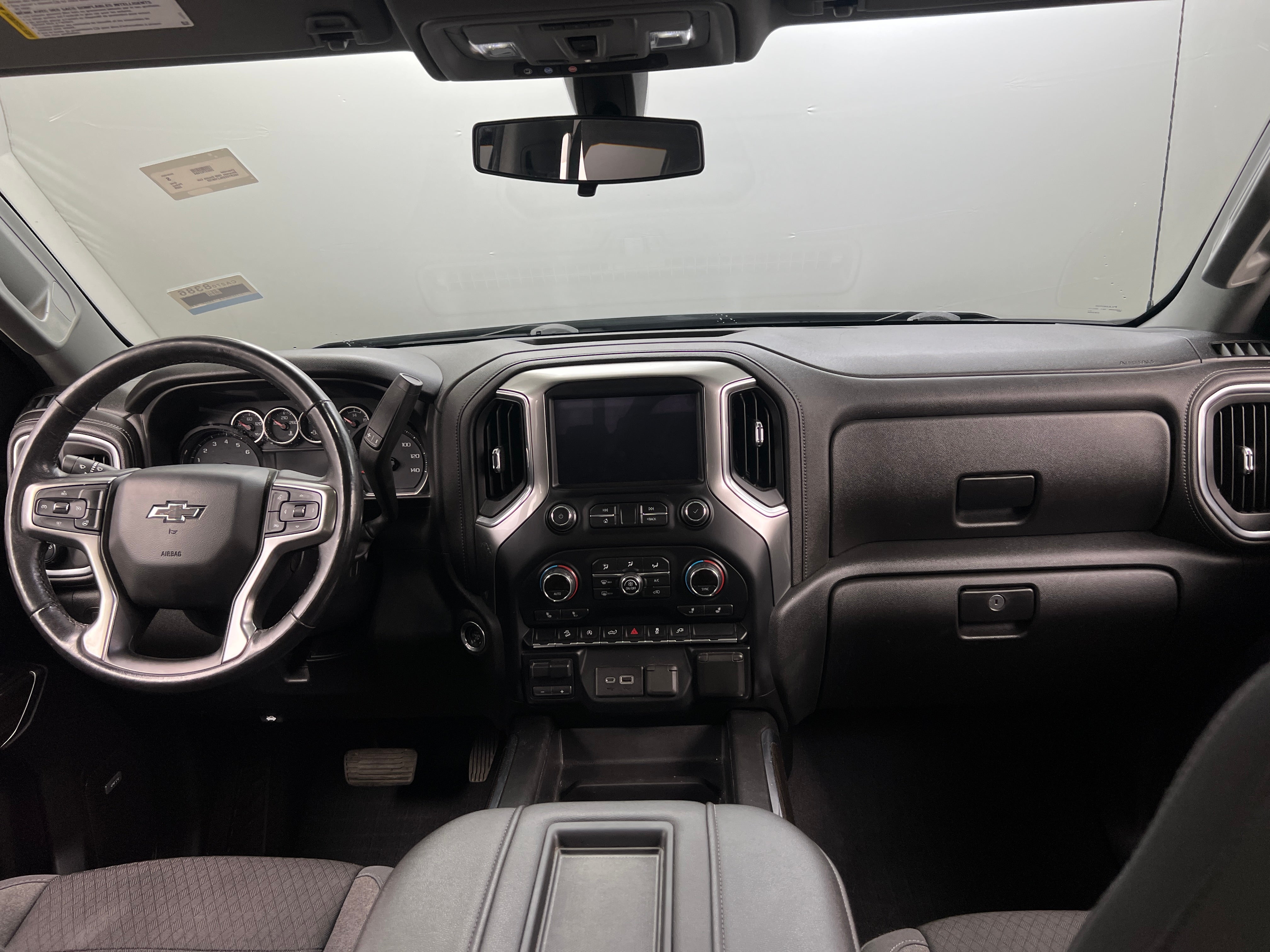 2020 Chevrolet Silverado 1500 RST 3