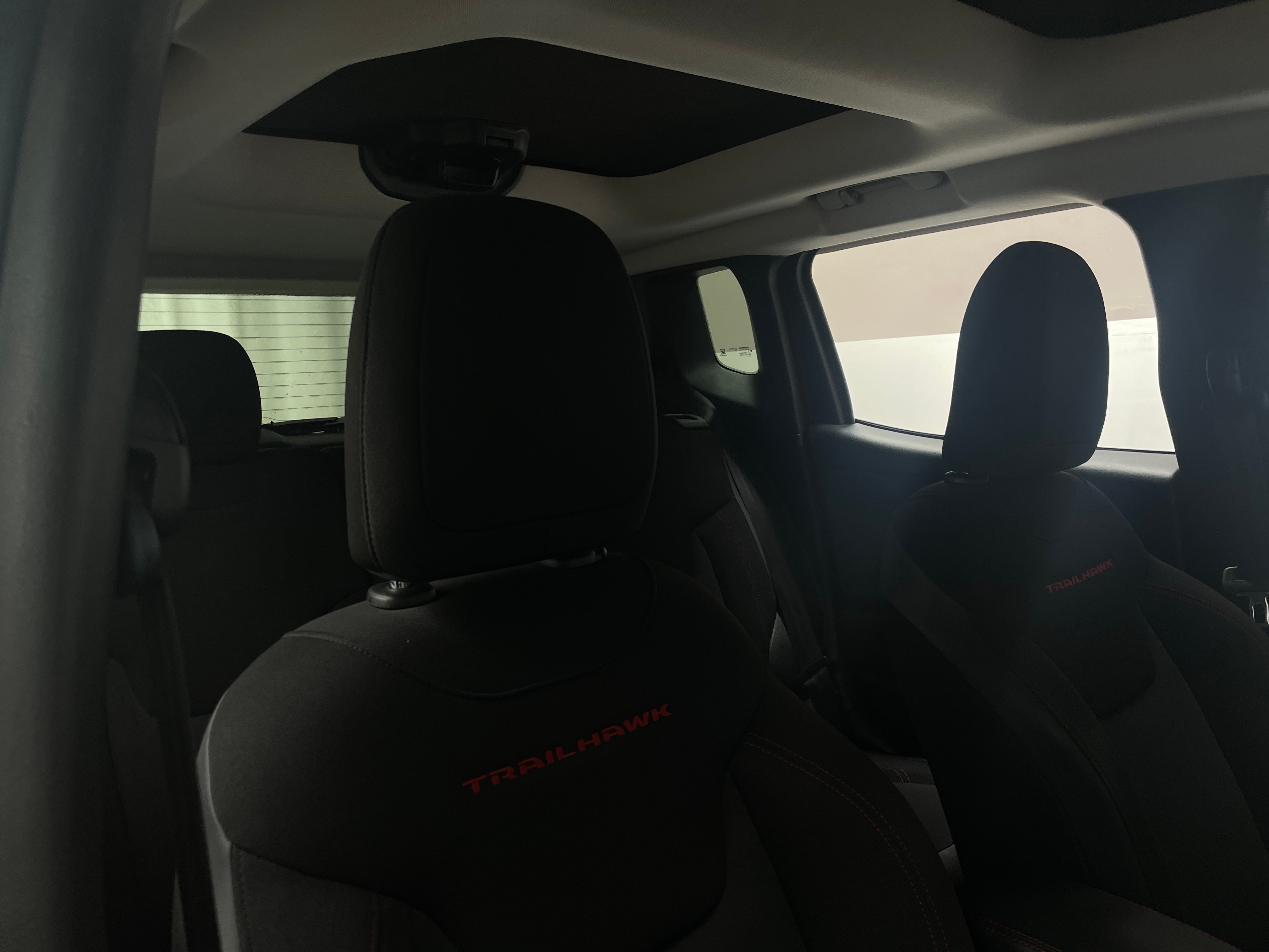 2016 Jeep Renegade Trailhawk 2