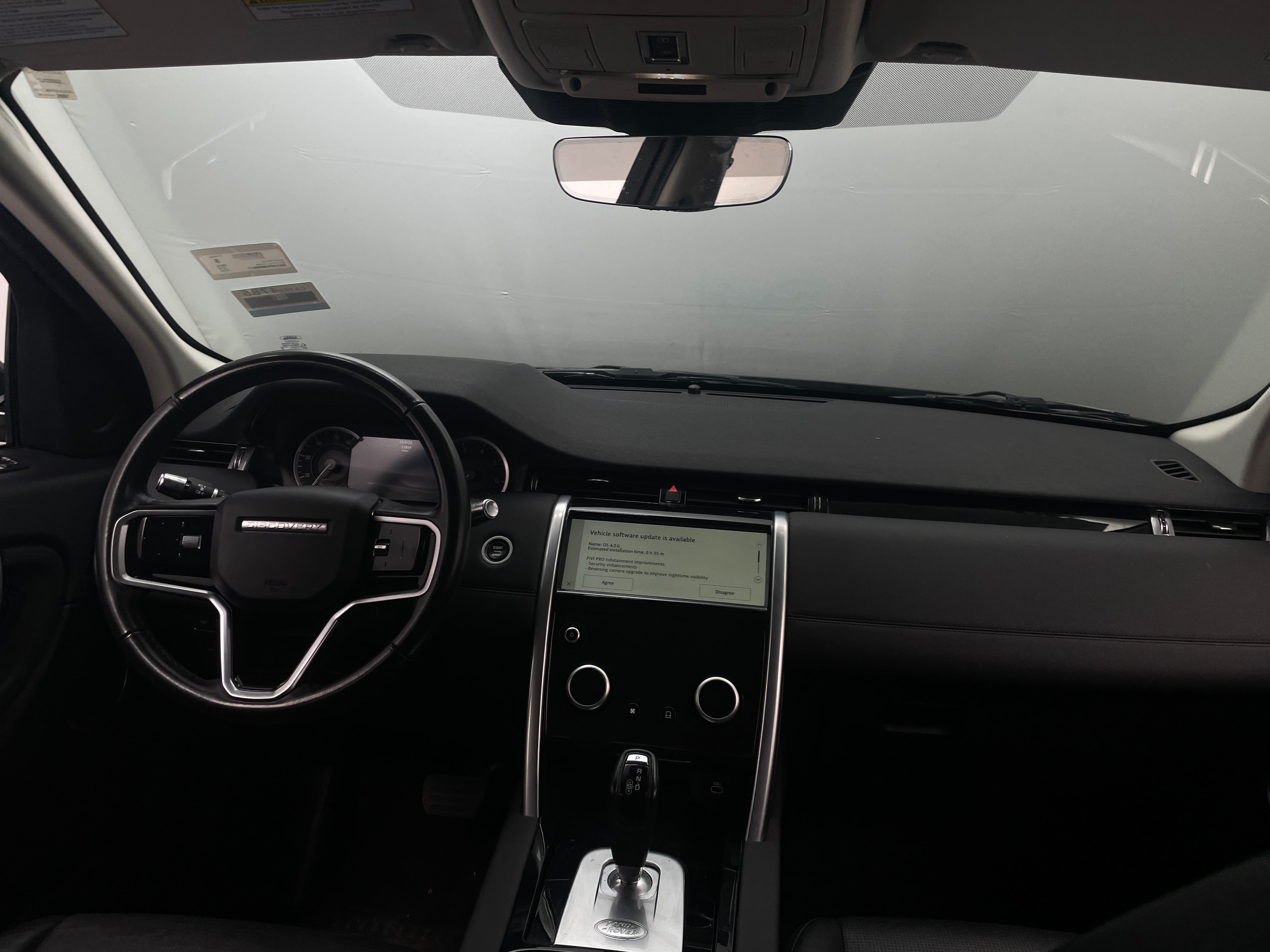 2022 Land Rover Discovery Sport S 2