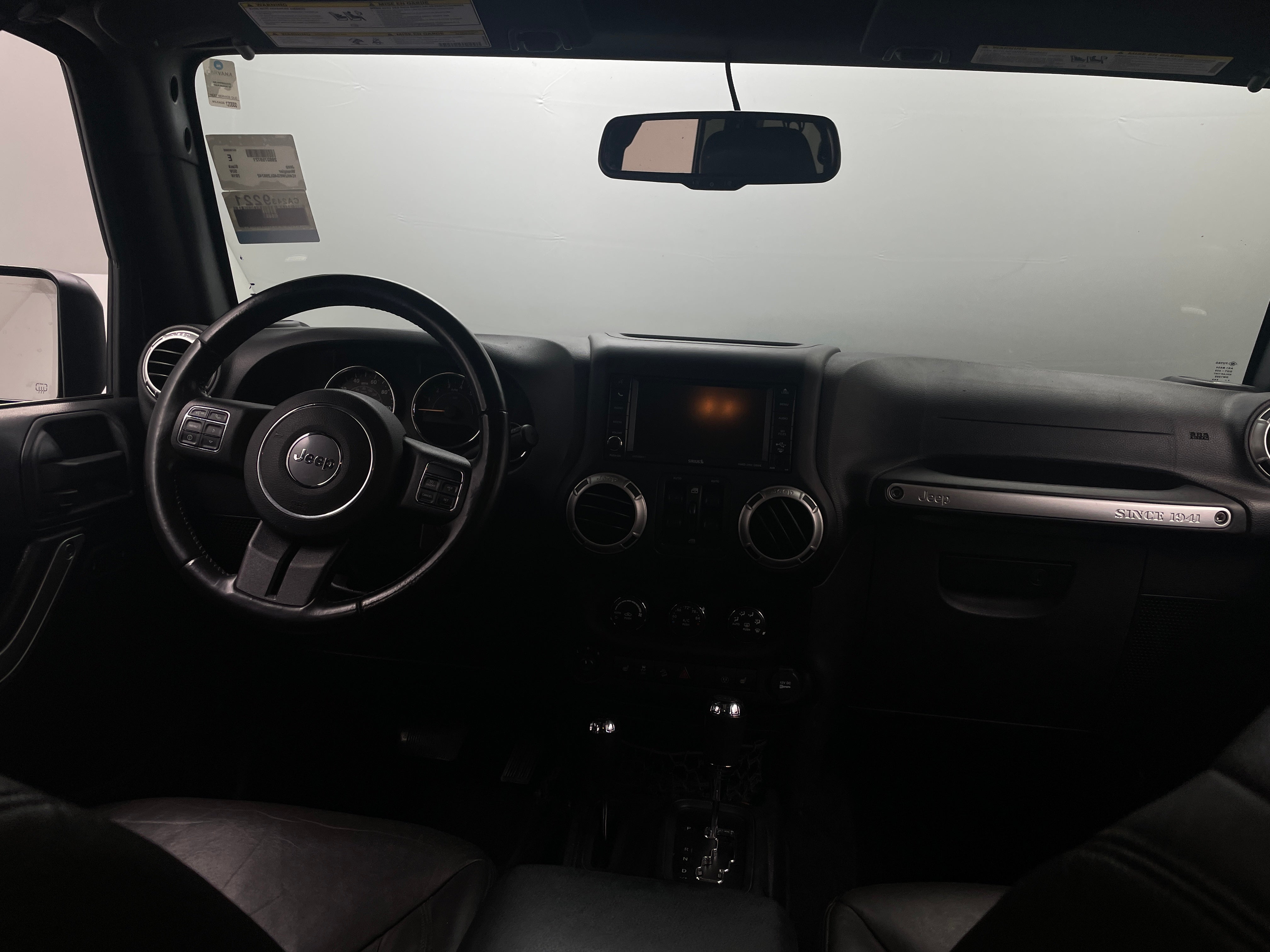 2016 Jeep Wrangler Unlimited Sahara 3