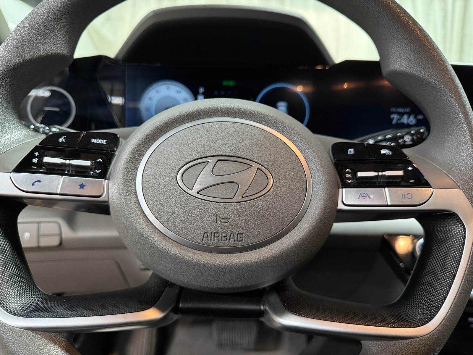 Thumbnail: 2024 Hyundai Elantra - 5