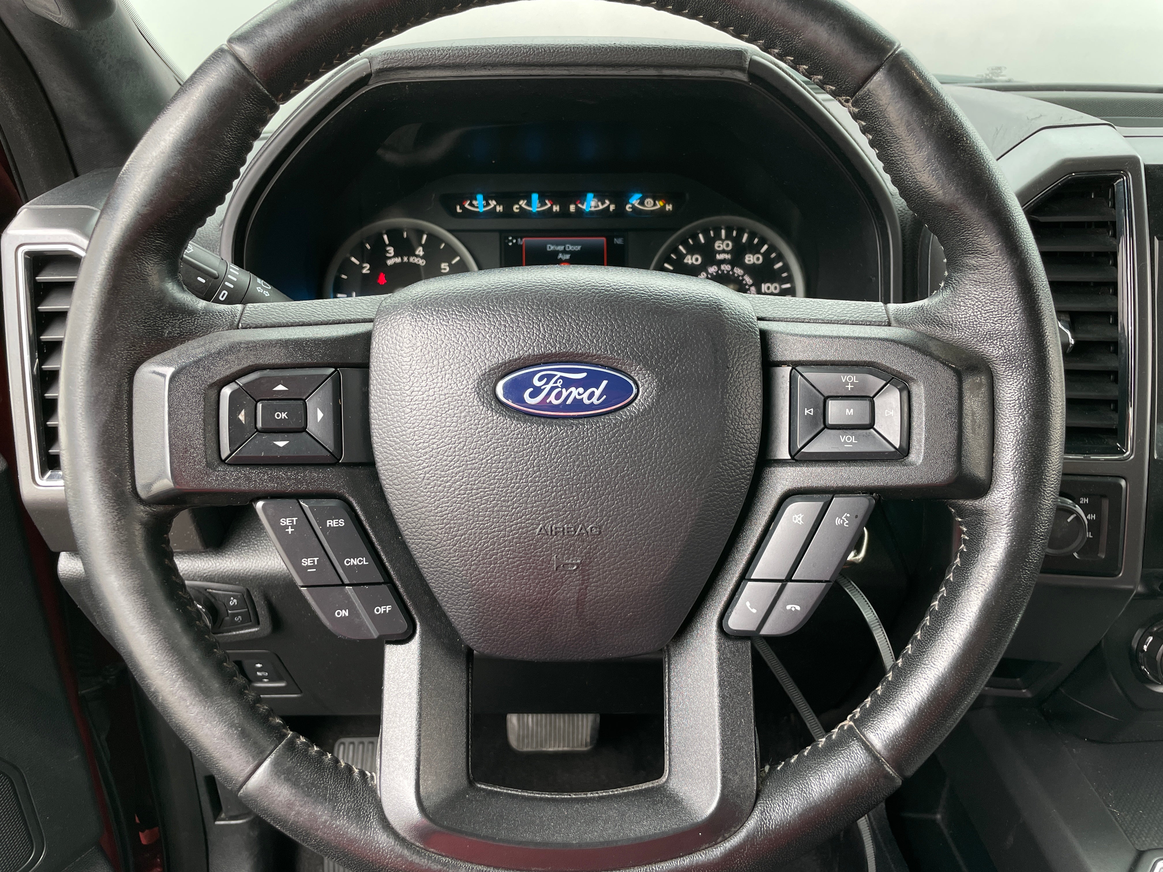 2017 Ford Econoline E-150 5