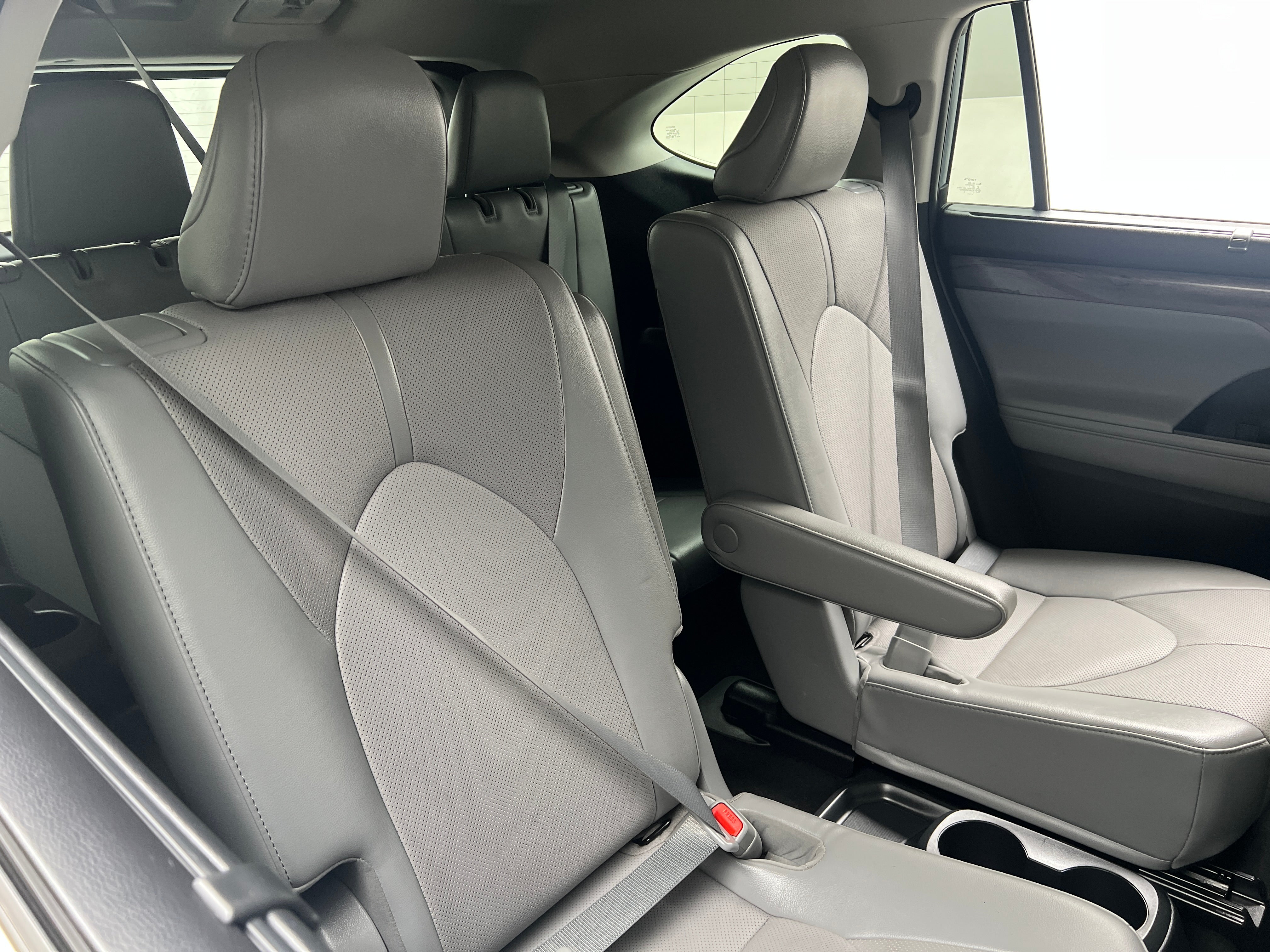 2021 Toyota Highlander Limited 5