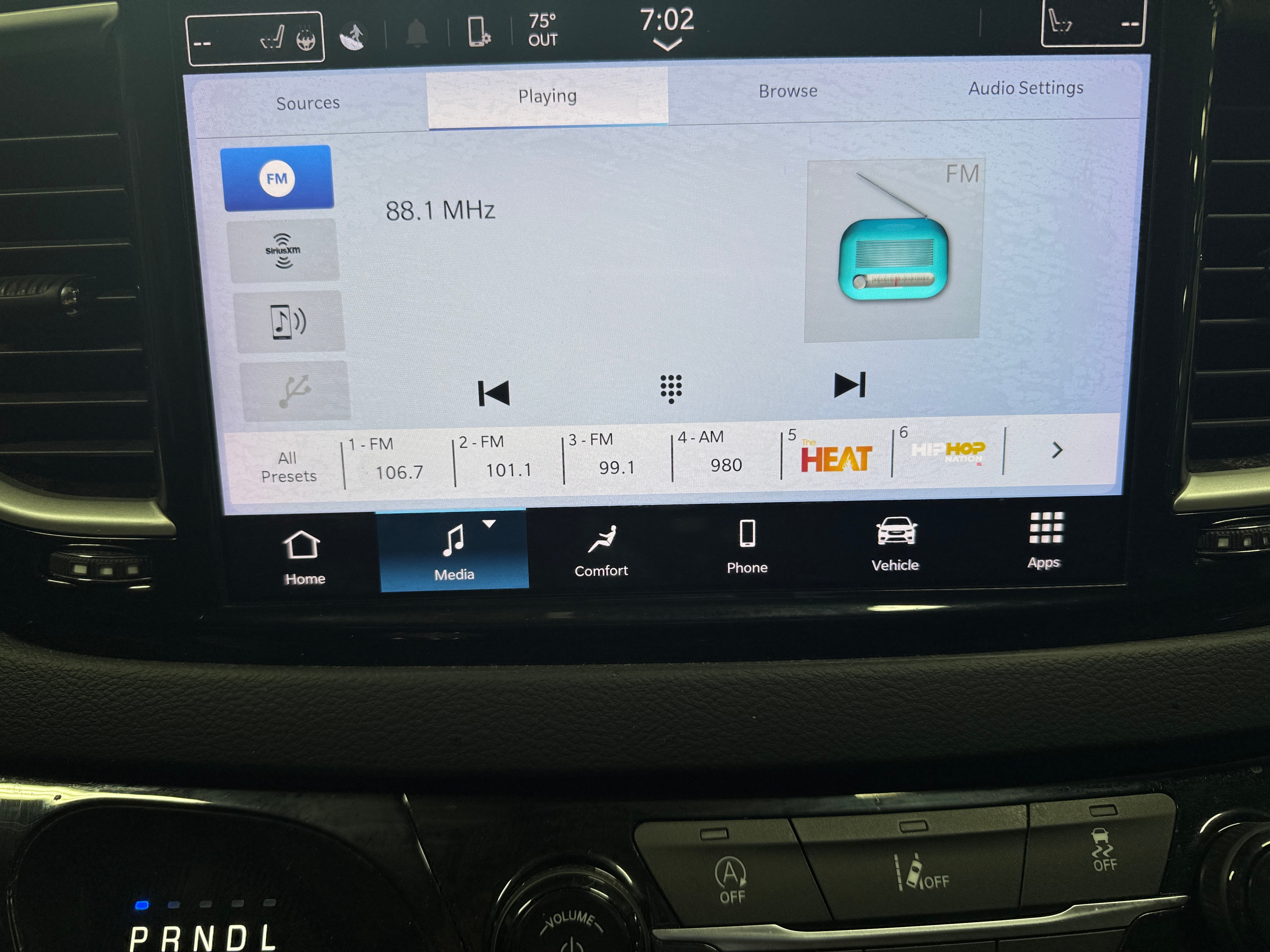 2022 Chrysler Pacifica Touring L 3