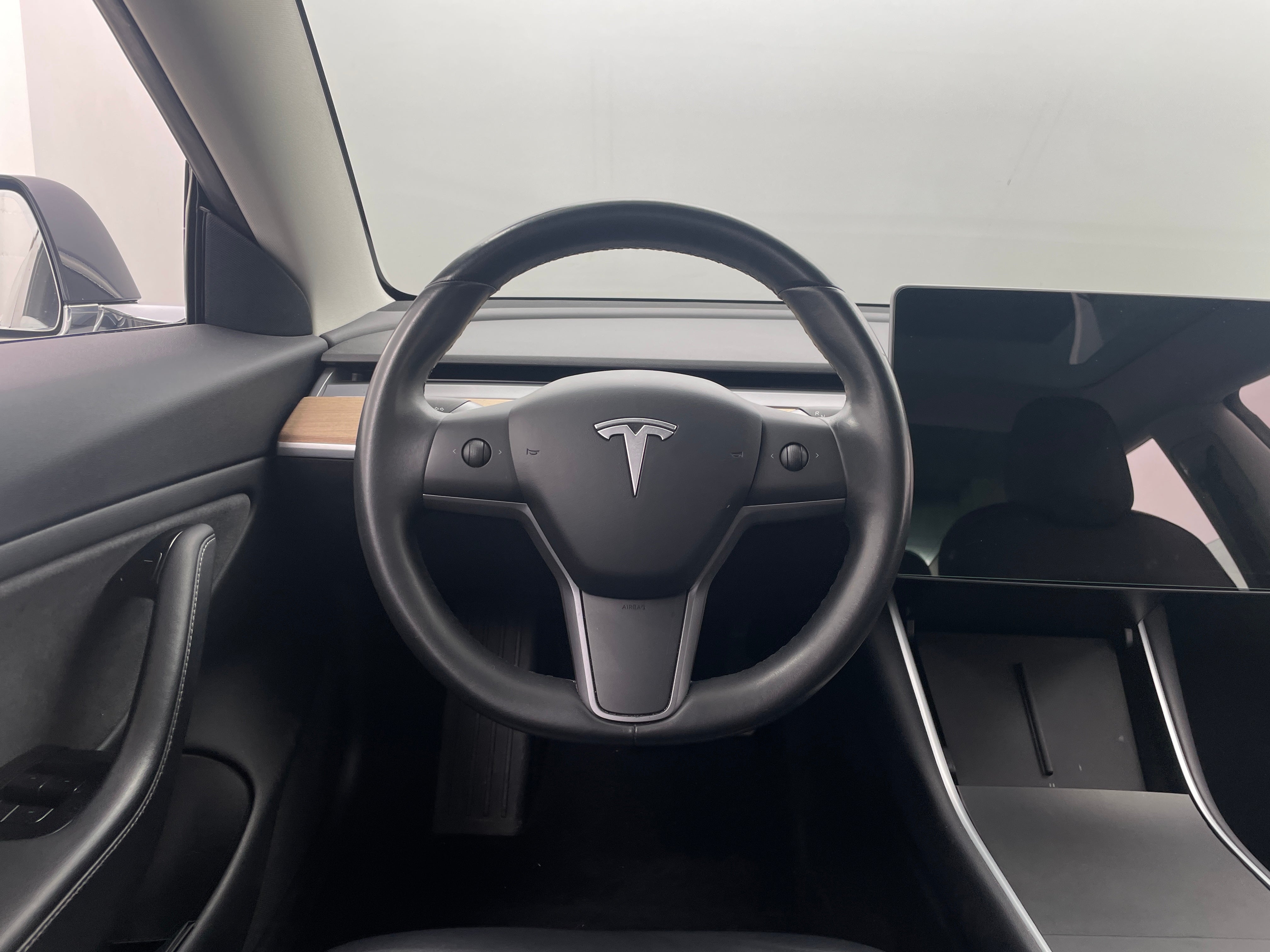 2018 Tesla Model 3 Long Range 4