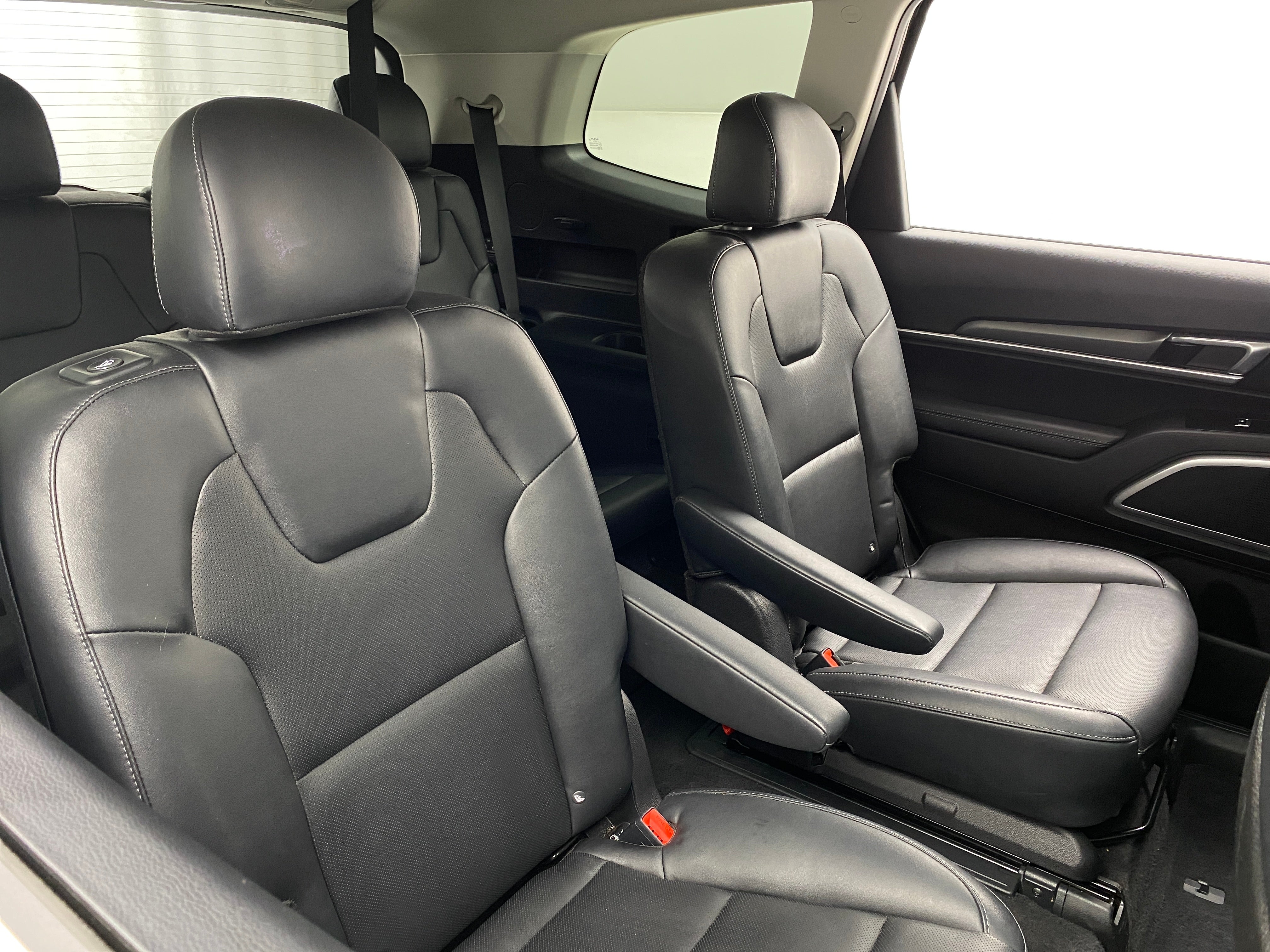 2022 Kia Telluride S 5