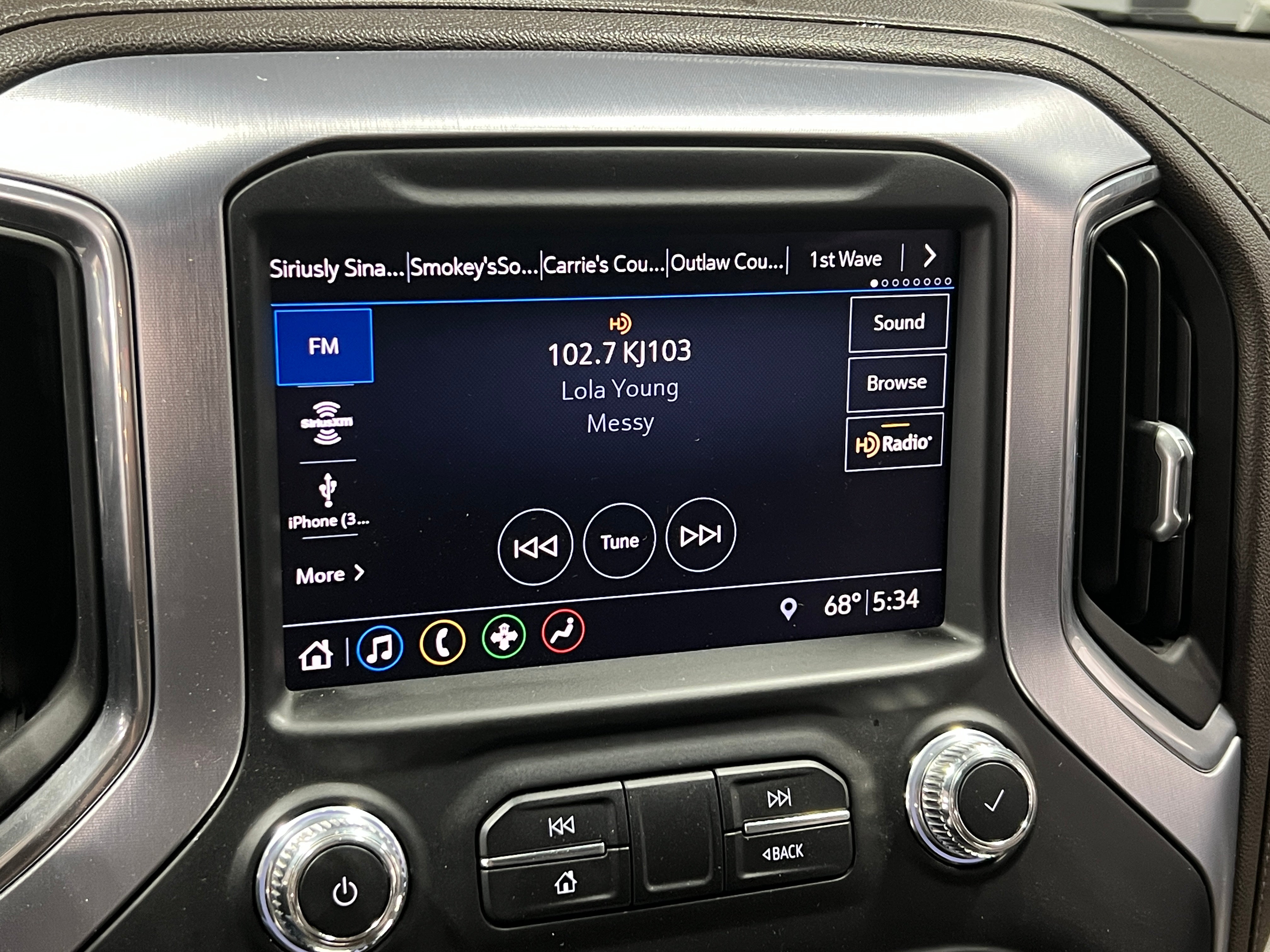 2019 GMC Sierra 1500 SLT 3