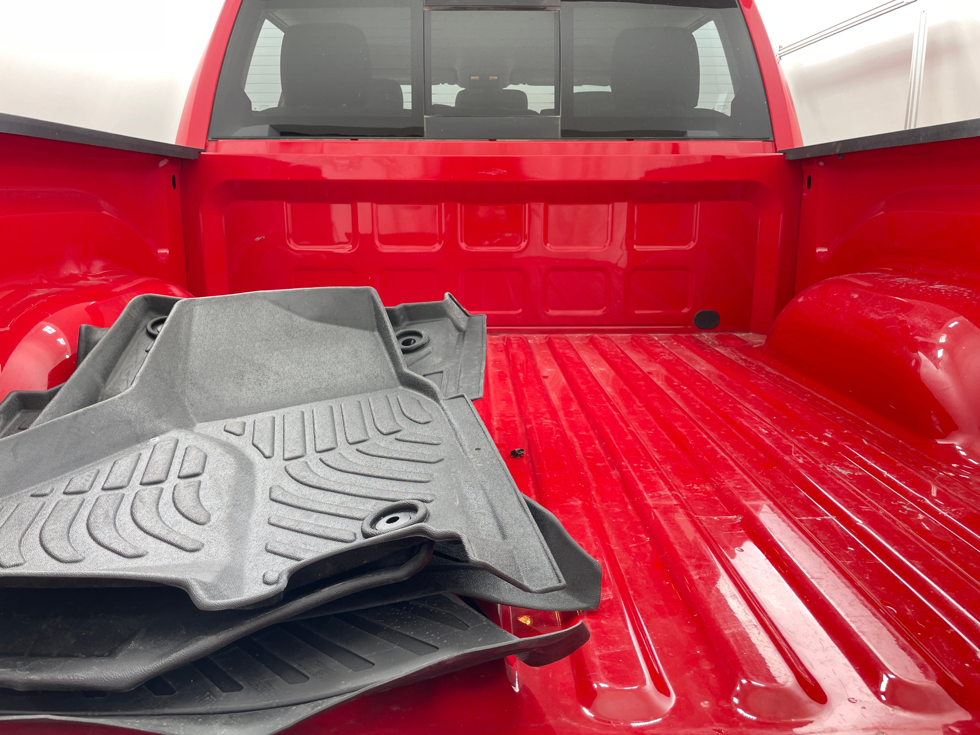 2023 RAM 1500 Classic SLT 7