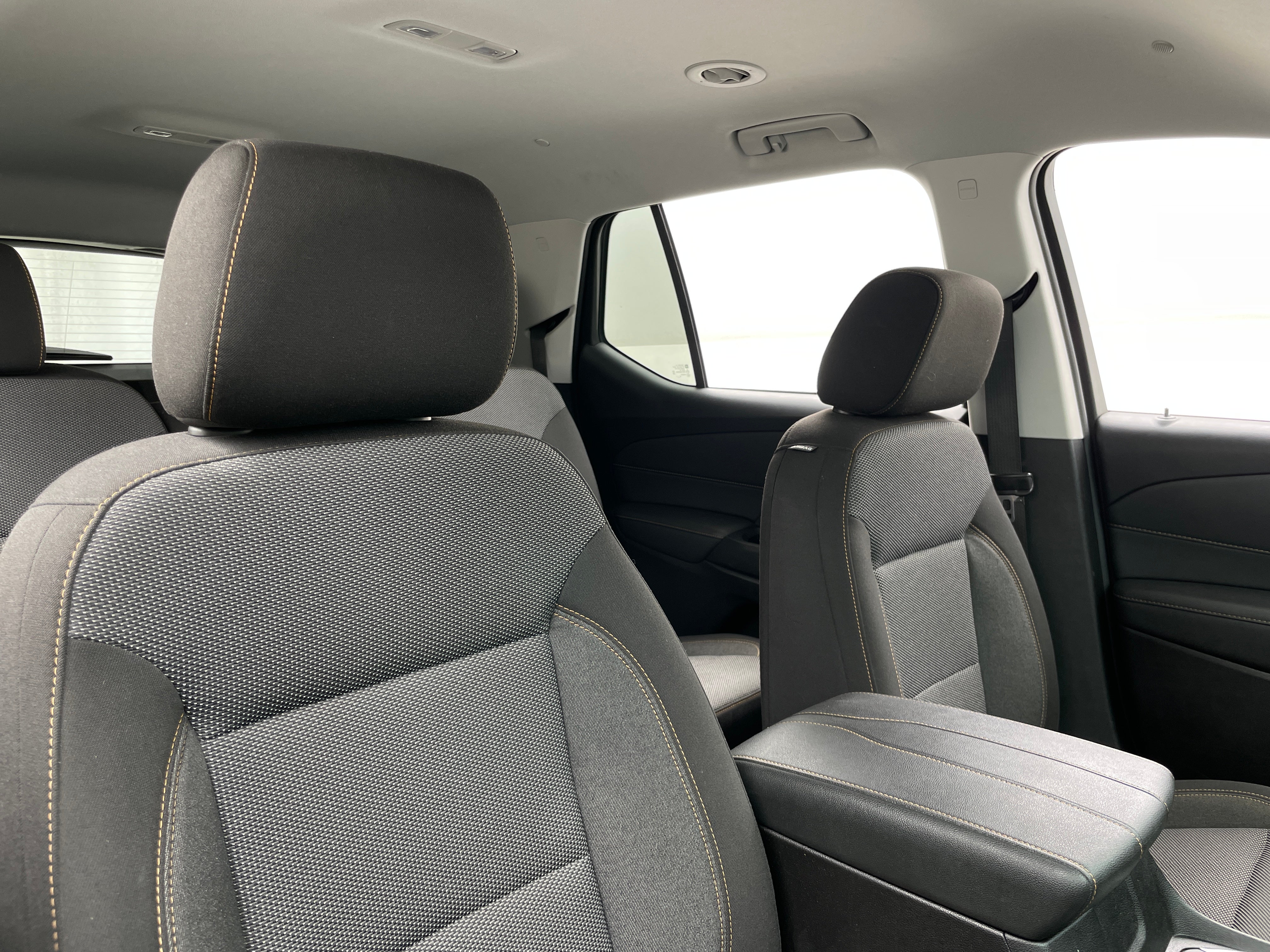 2021 Chevrolet Traverse LT 2