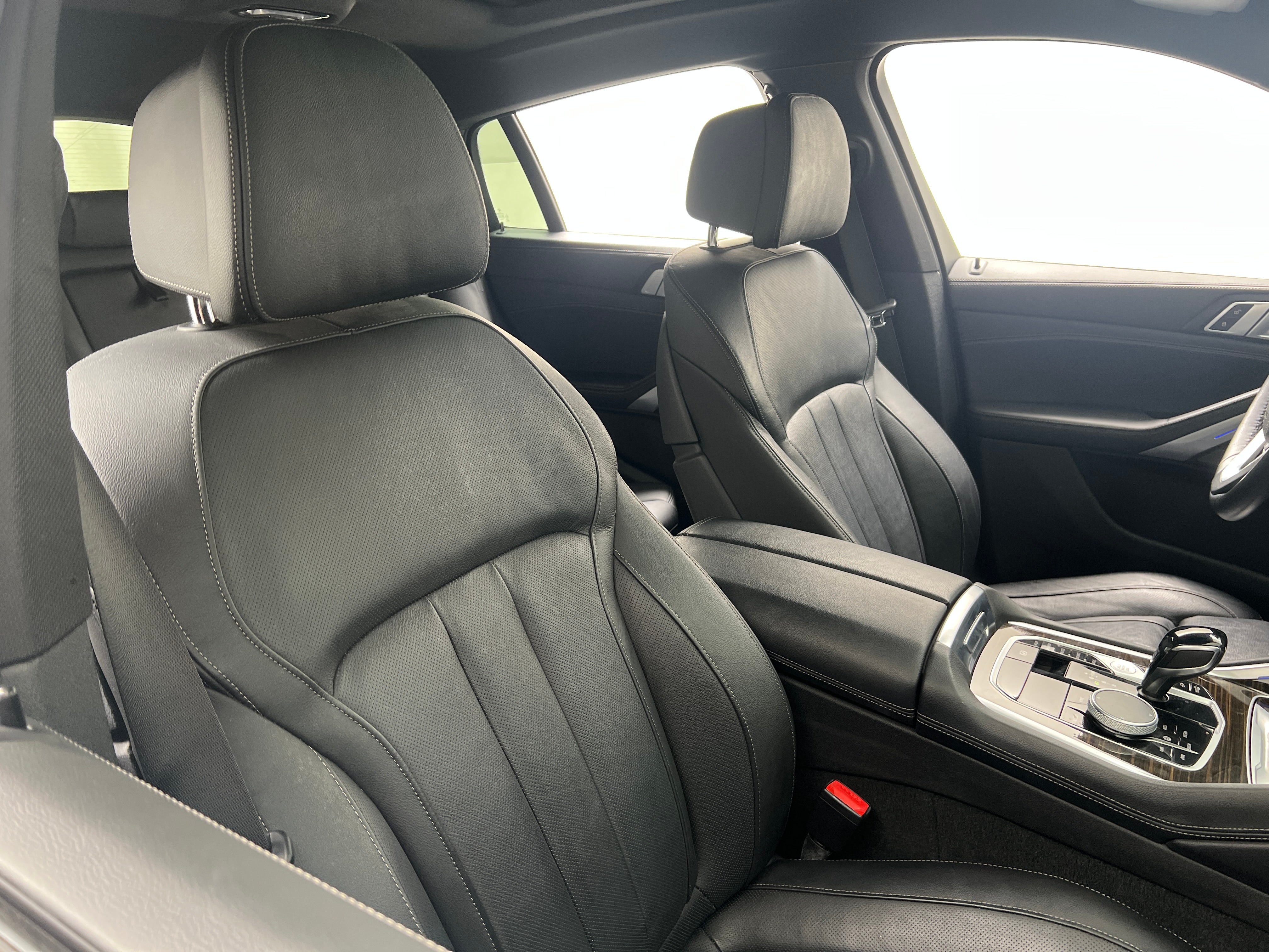 2021 BMW X6 sDrive40i 2