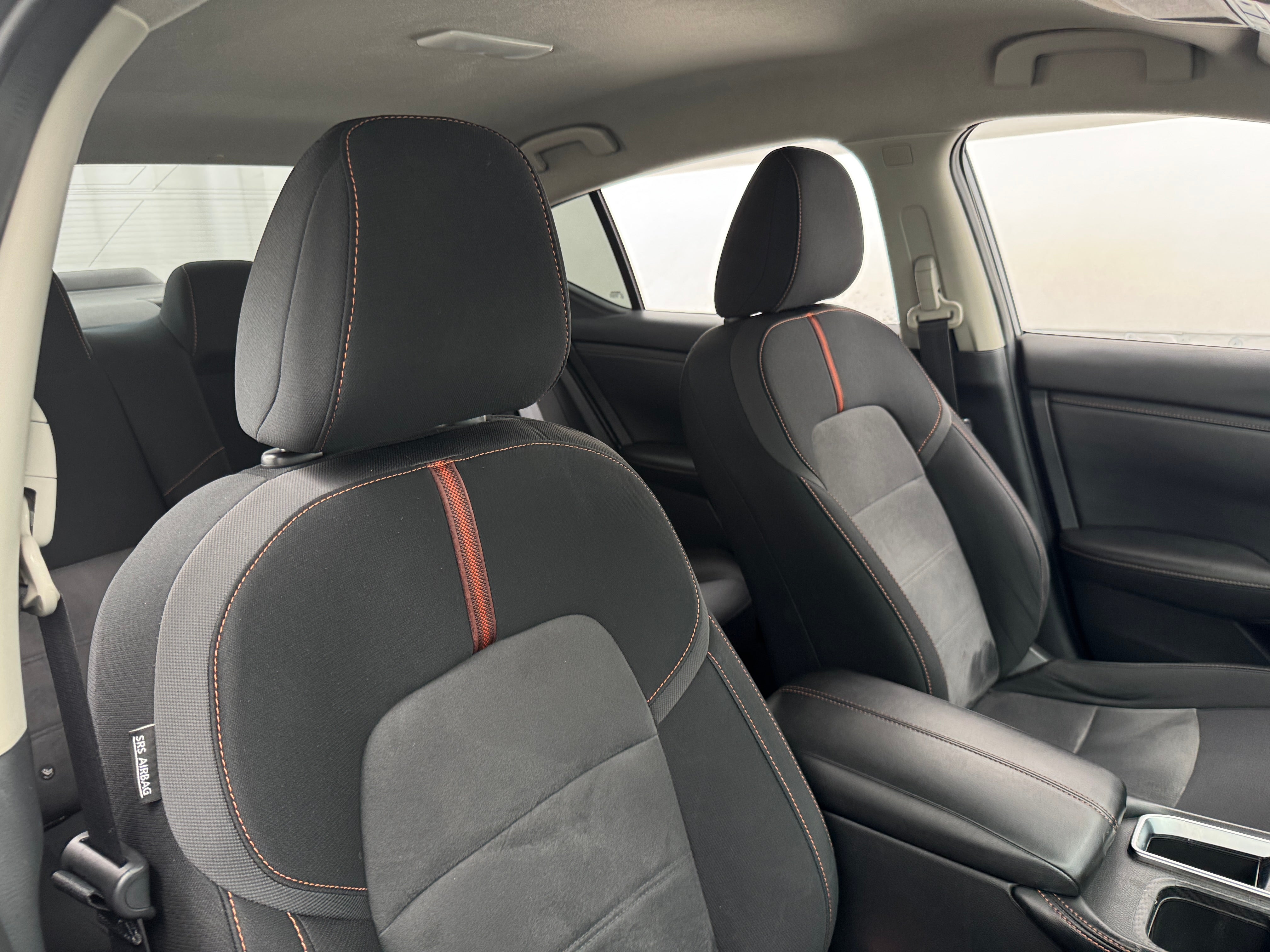 2022 Nissan Sentra SR 2