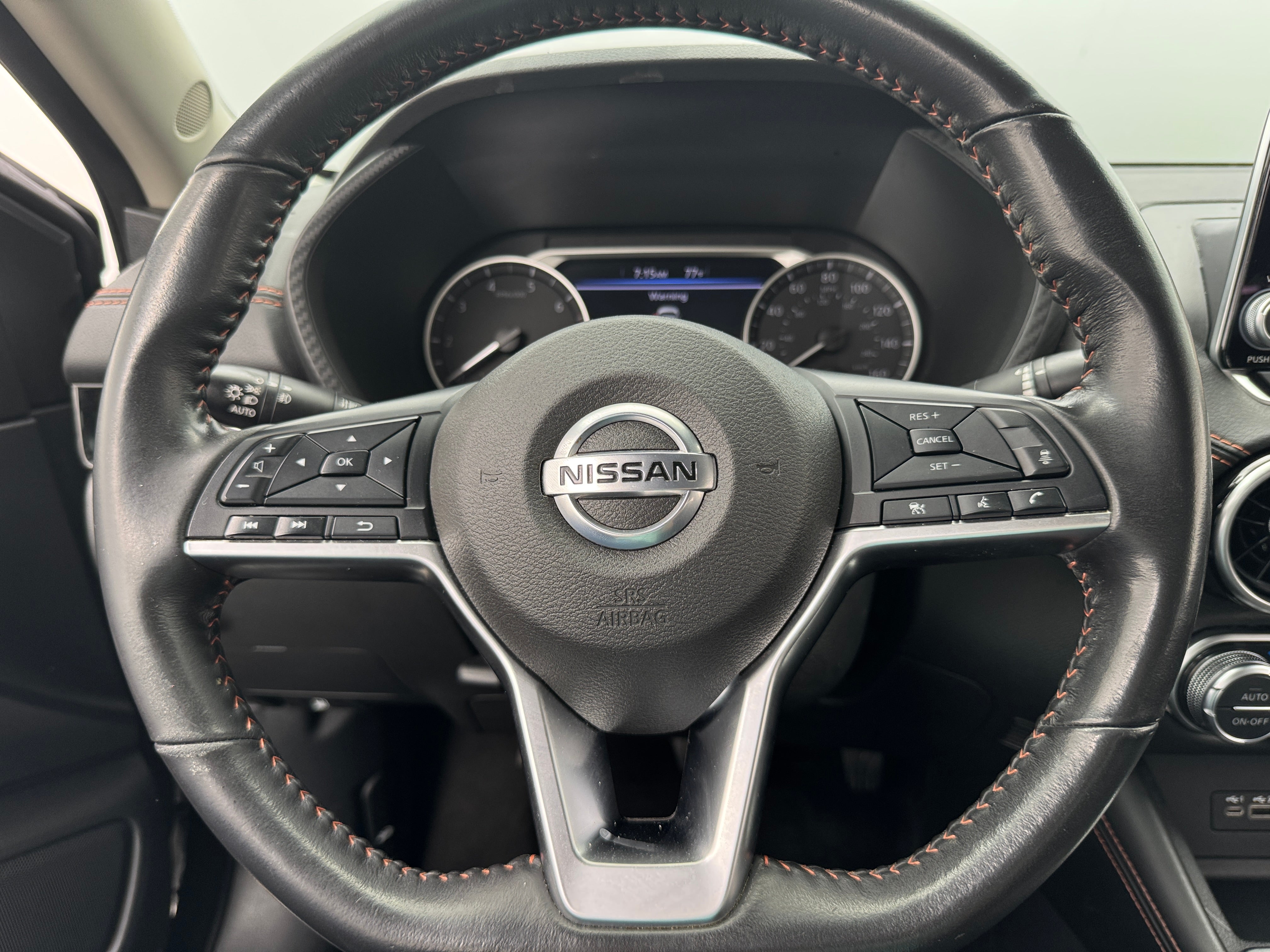 2022 Nissan Sentra SR 5