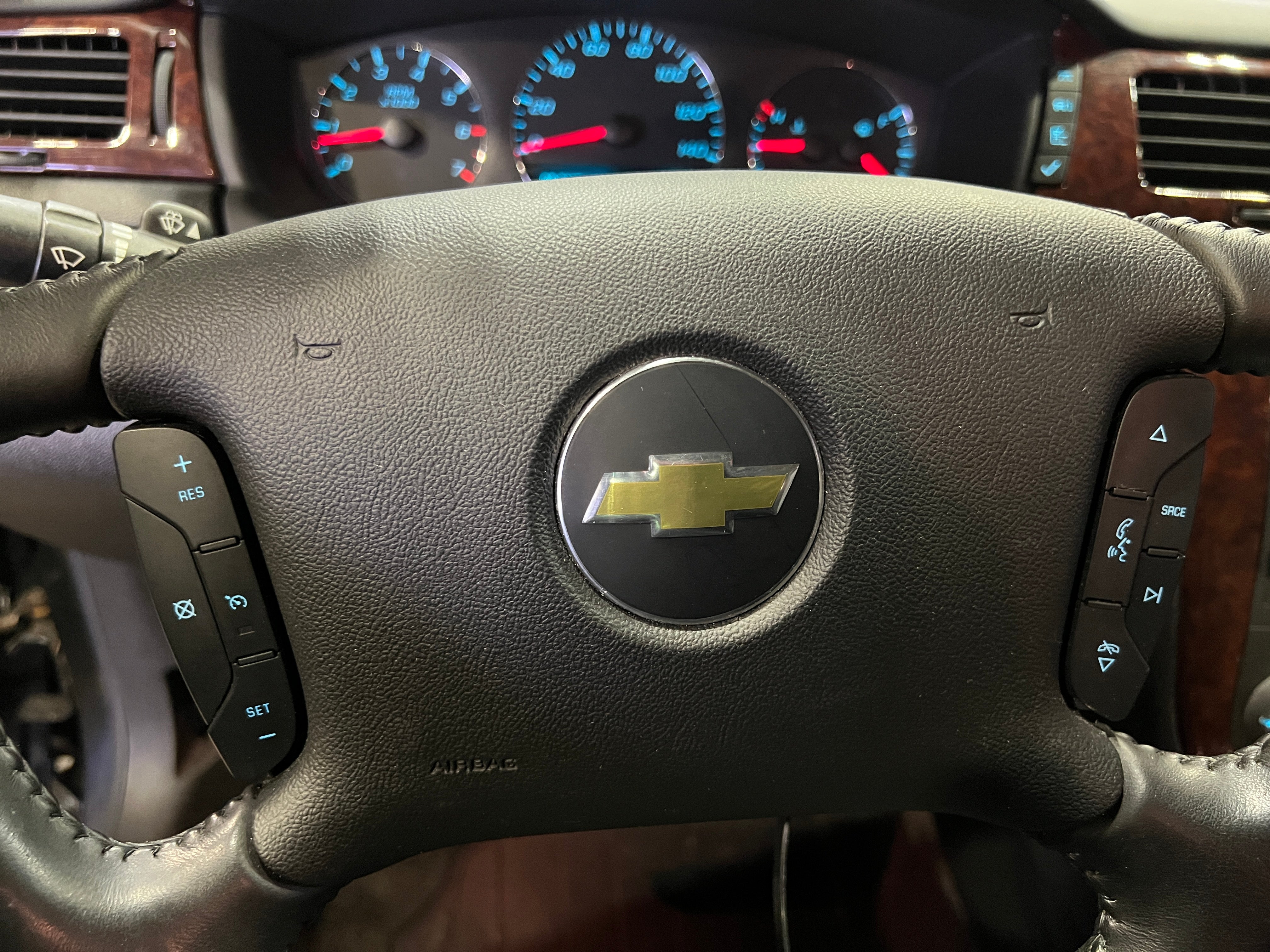 2011 Chevrolet Impala LT 5