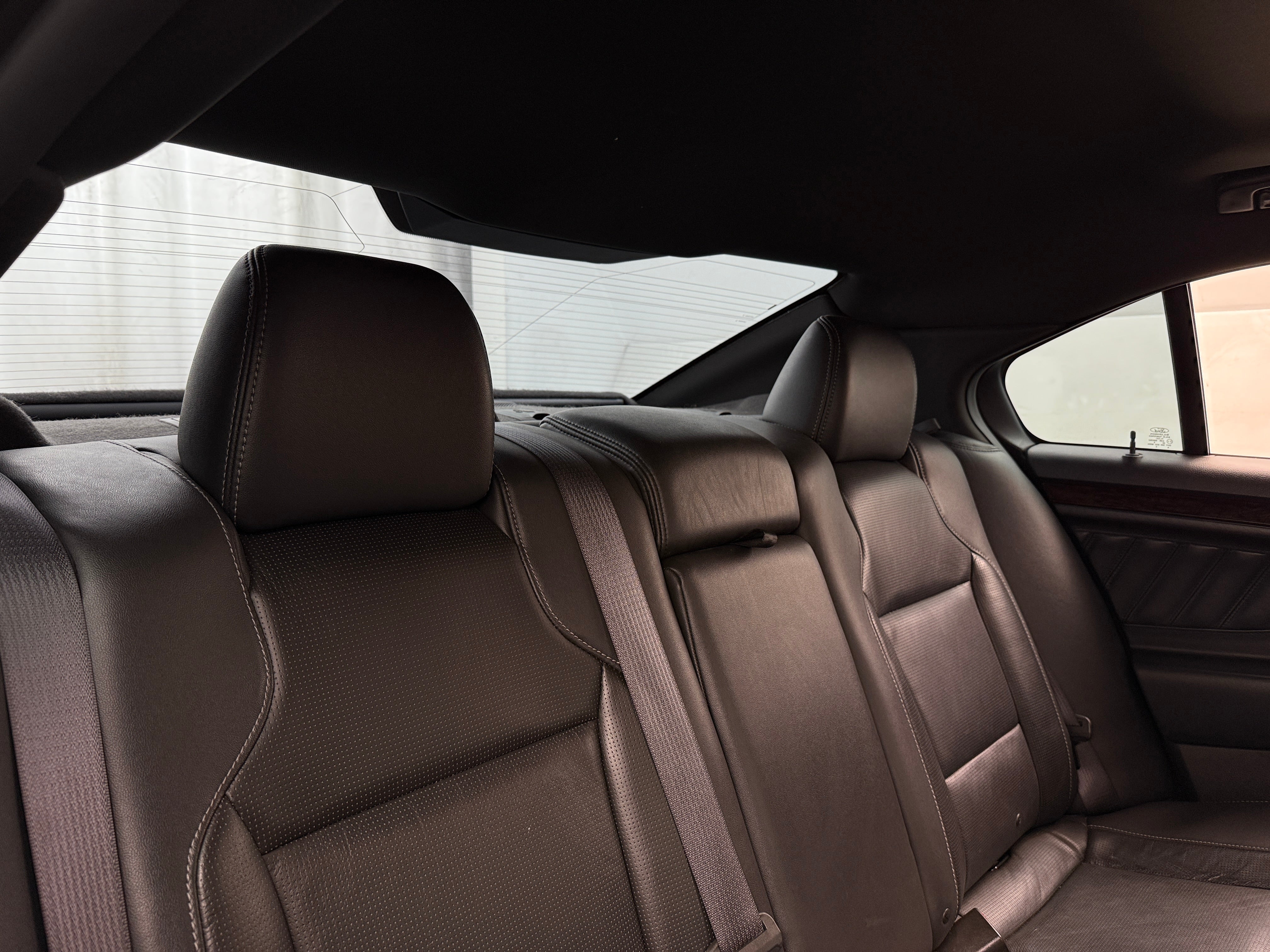 2017 Ford Taurus Limited Edition 5