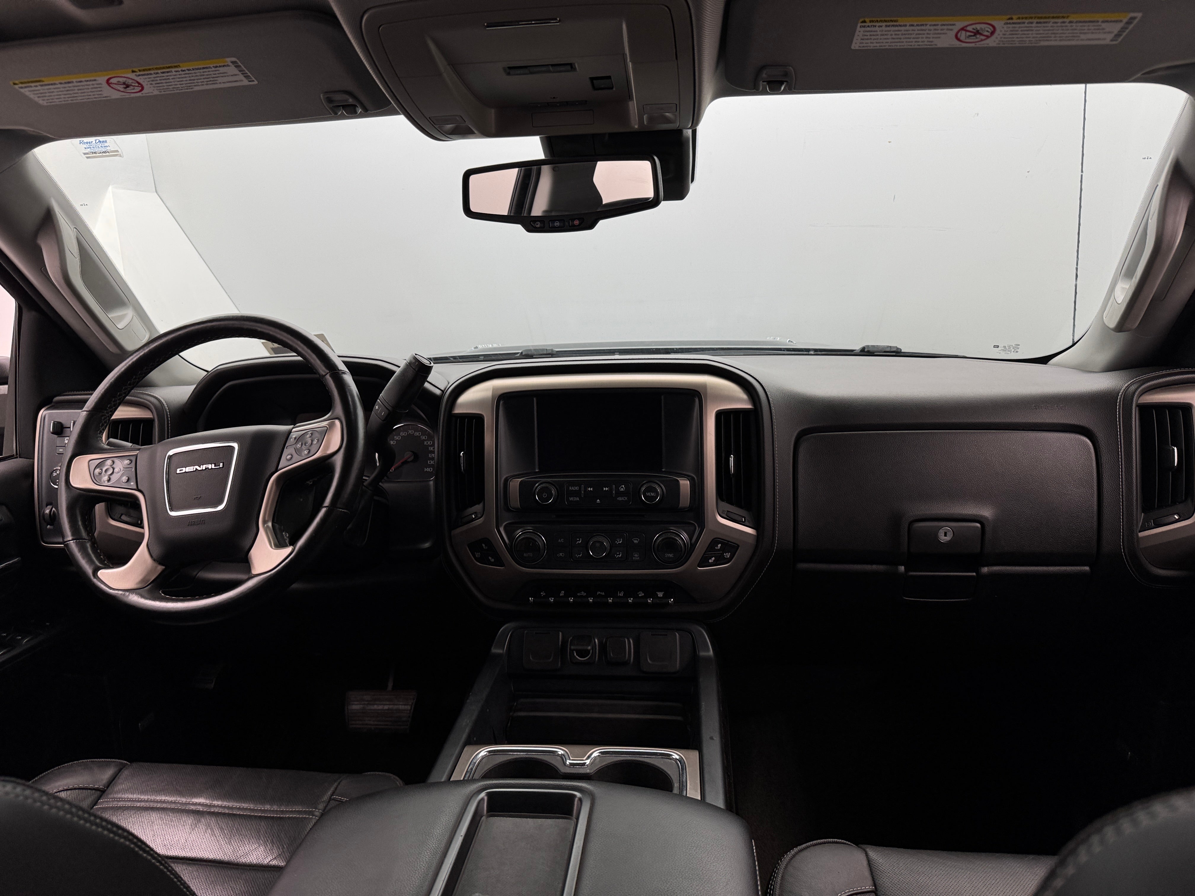 2015 GMC Sierra 2500 Denali 2