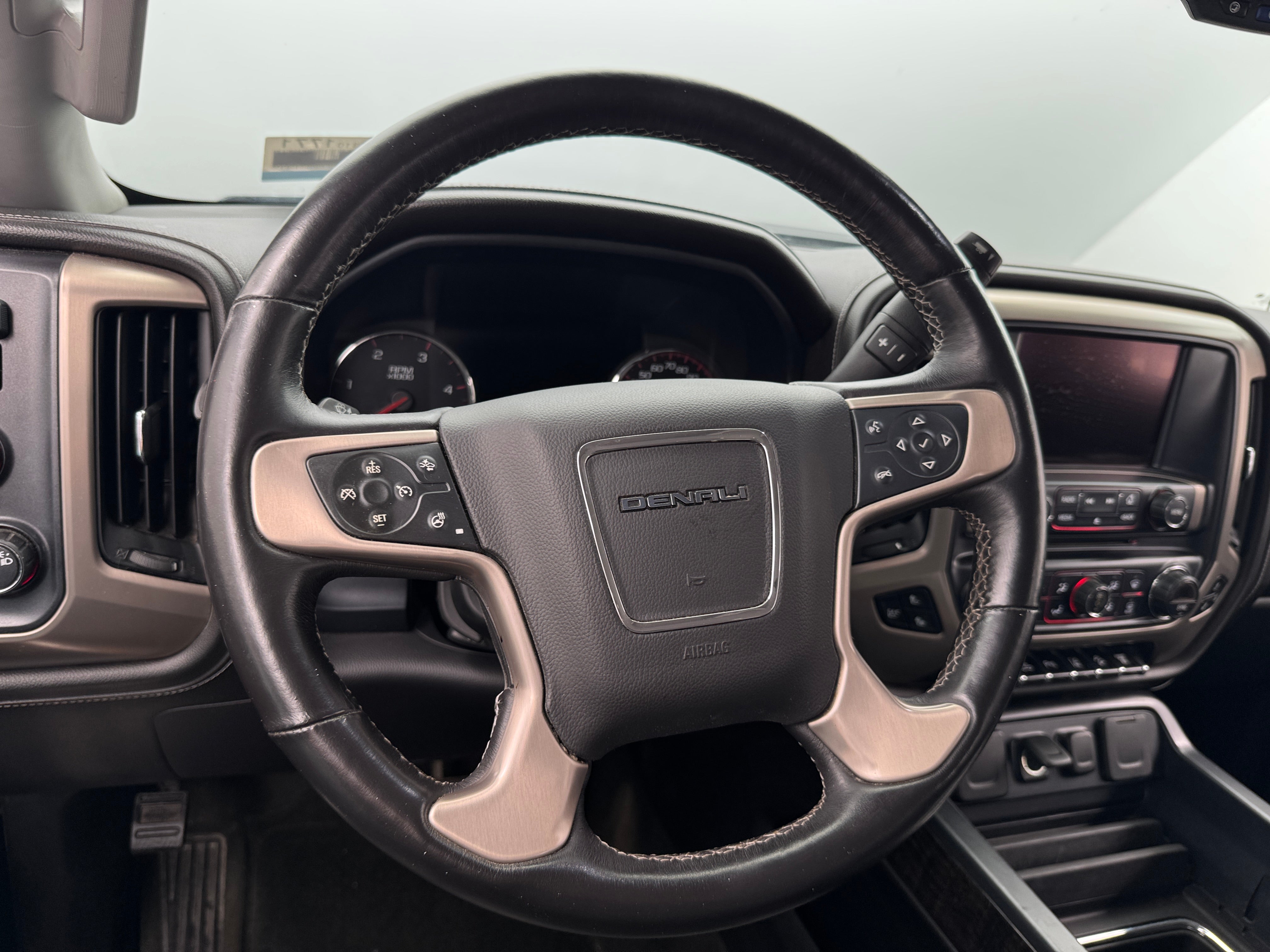 2015 GMC Sierra 2500 Denali 4