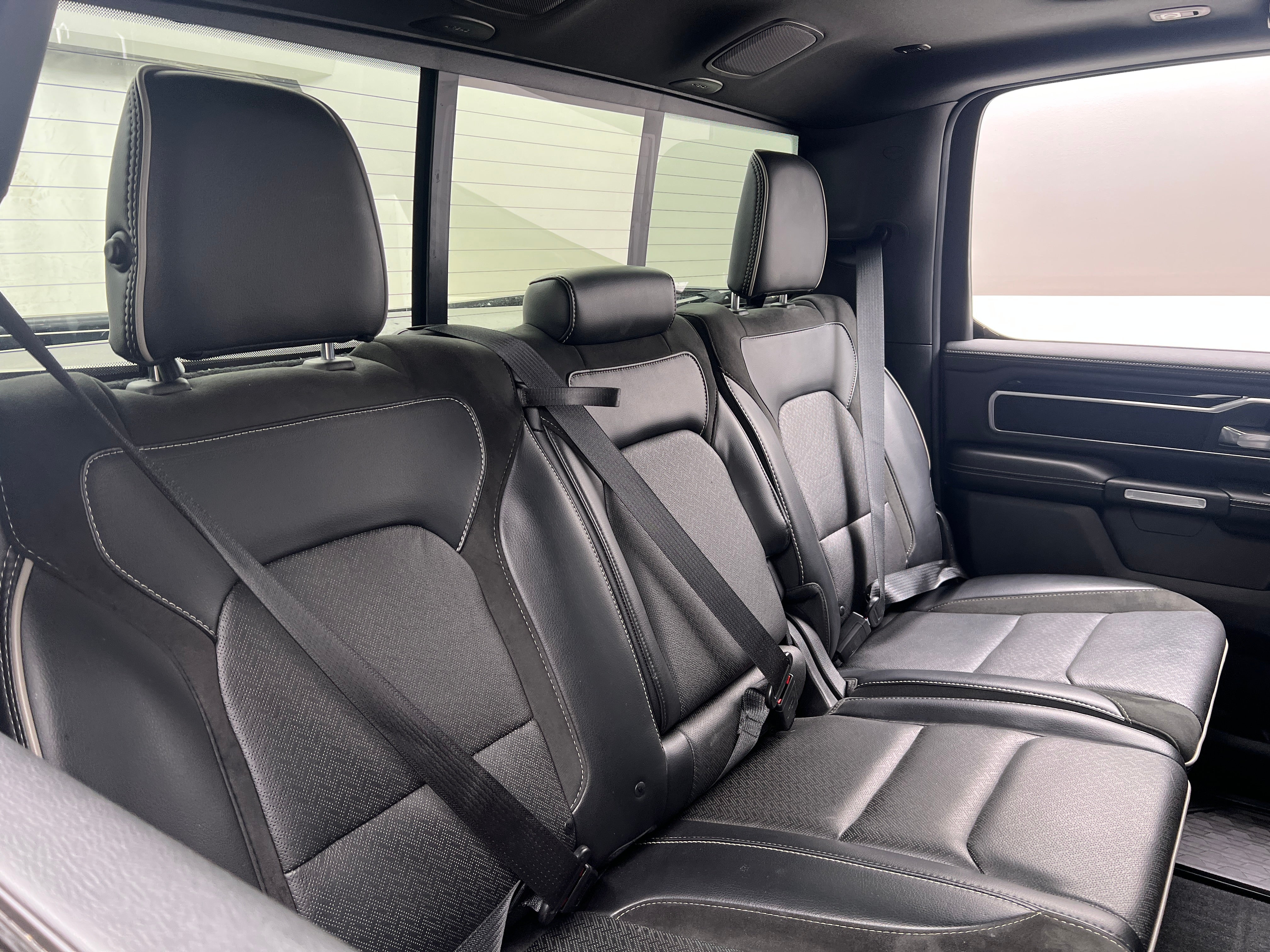 2019 RAM 1500 Laramie 5