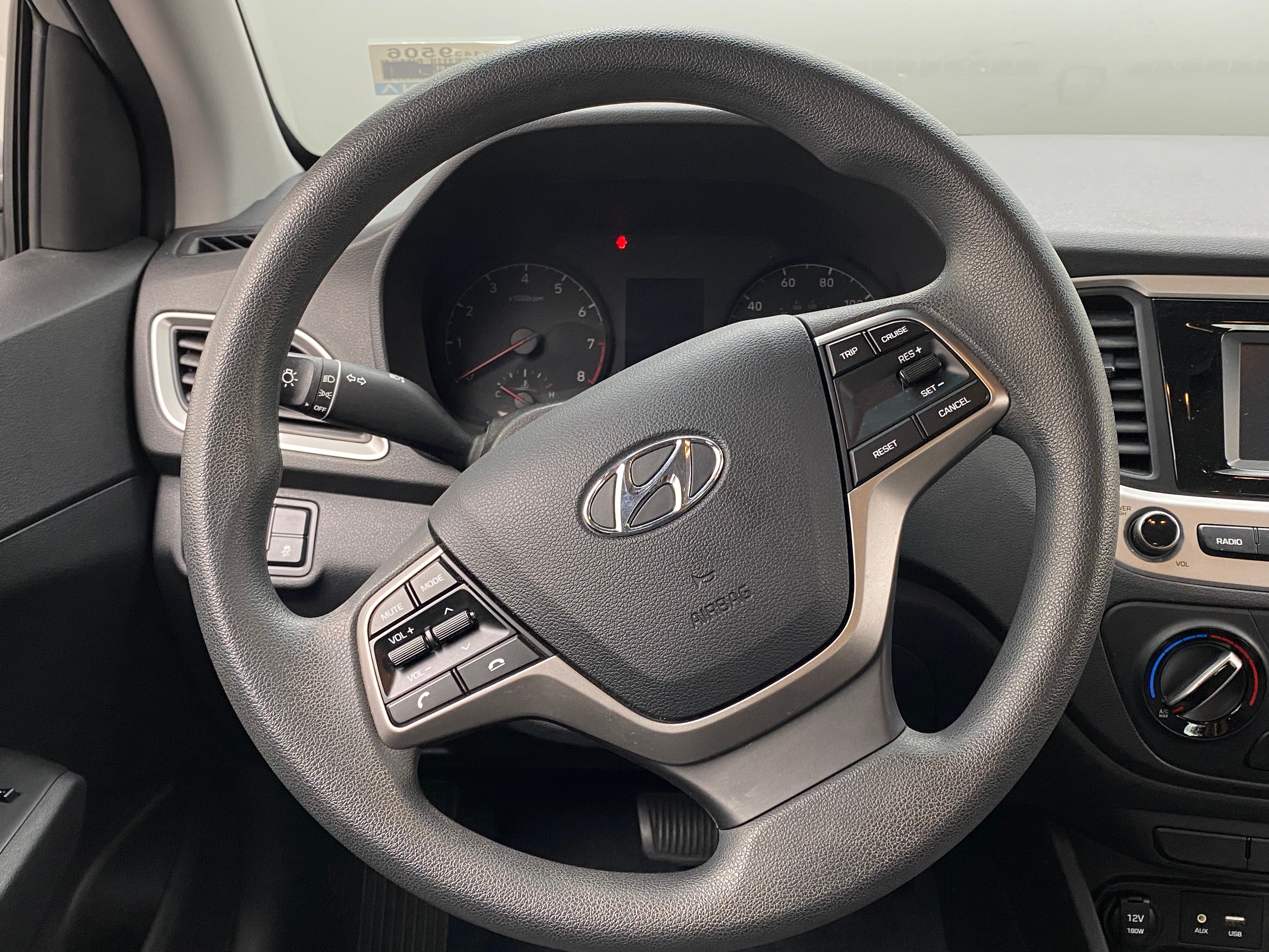 2022 Hyundai Accent SE 5