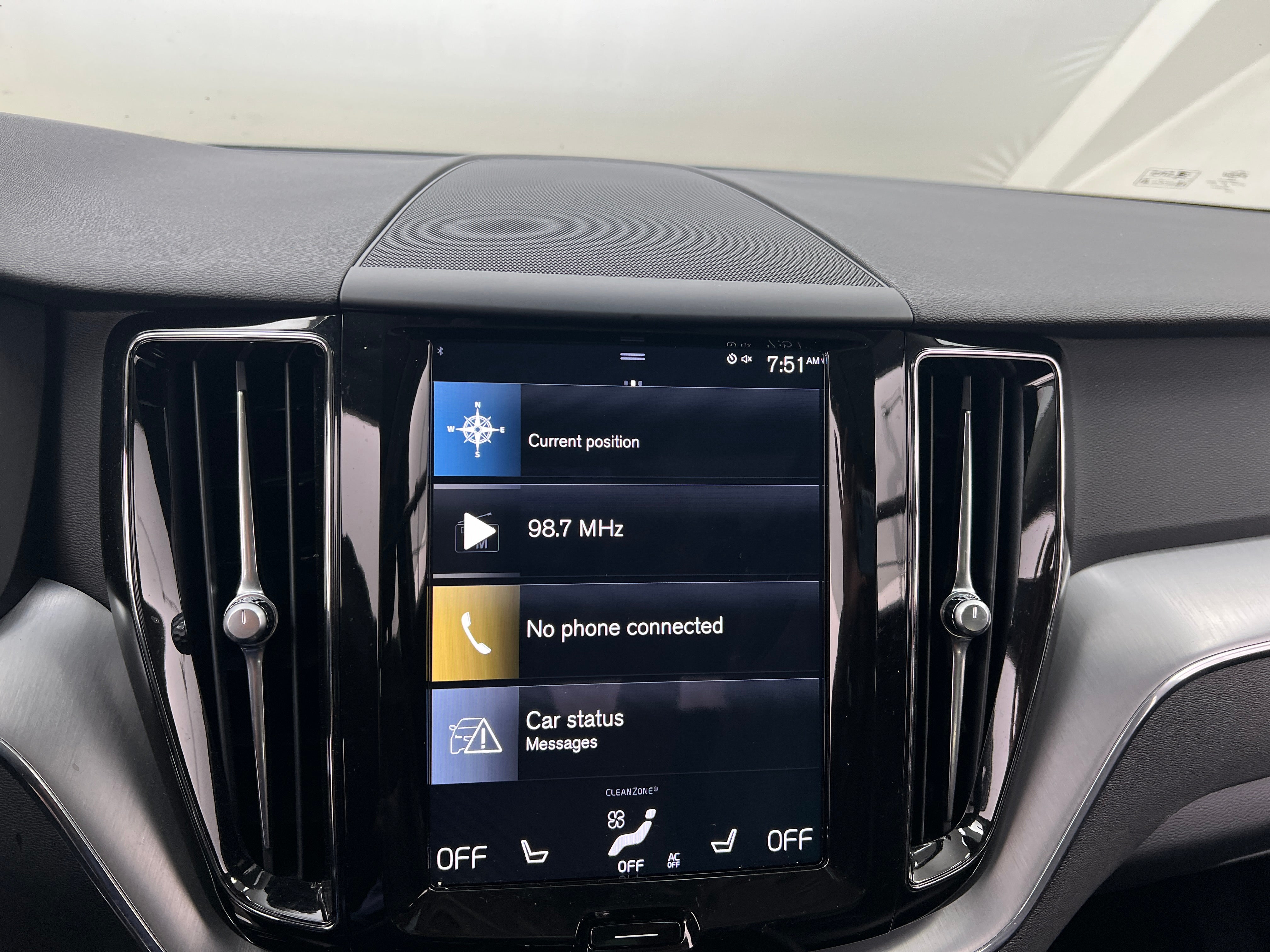 2018 Volvo XC60 T5 Momentum 3