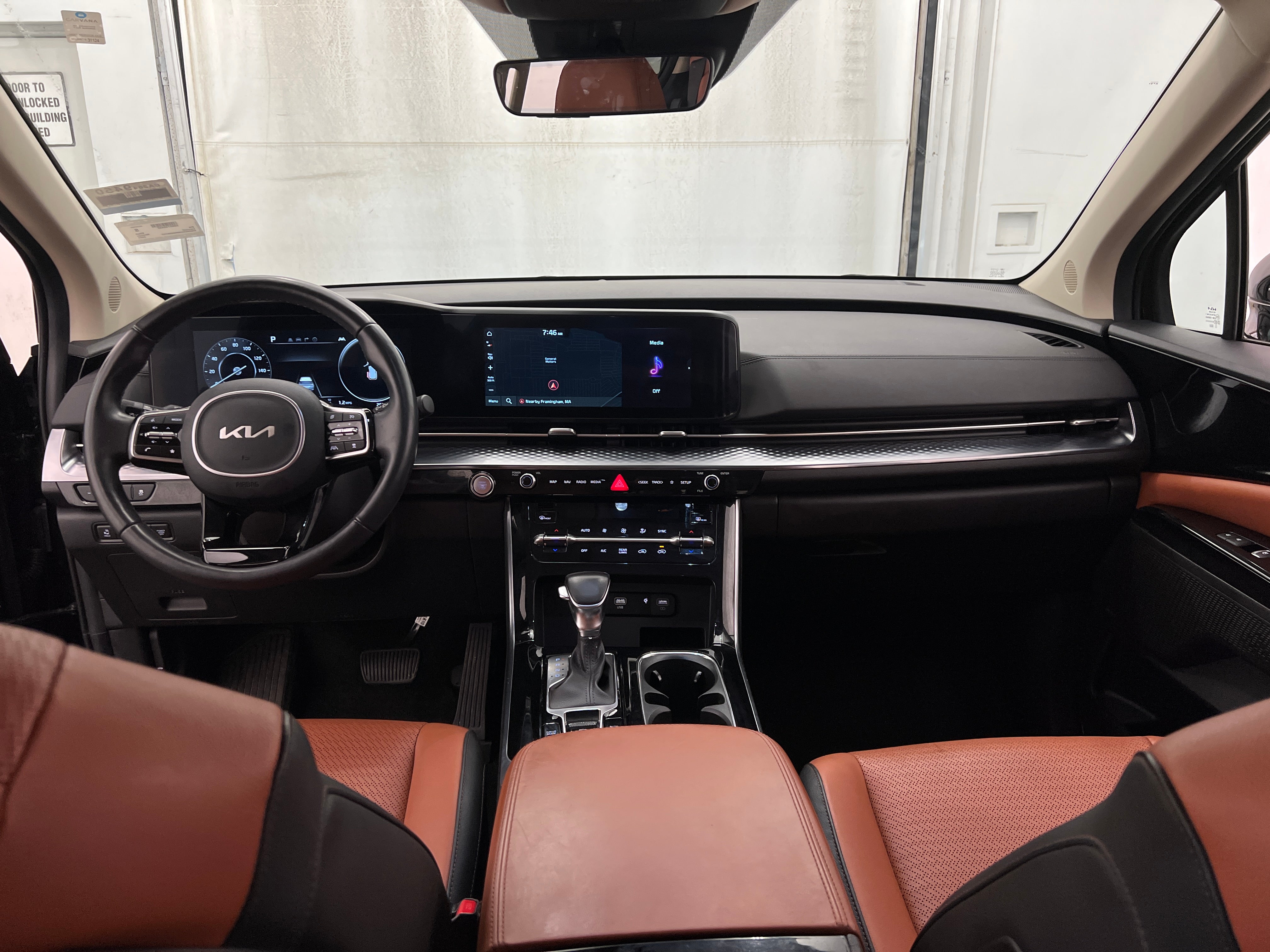 2024 Kia Carnival SX Prestige 2