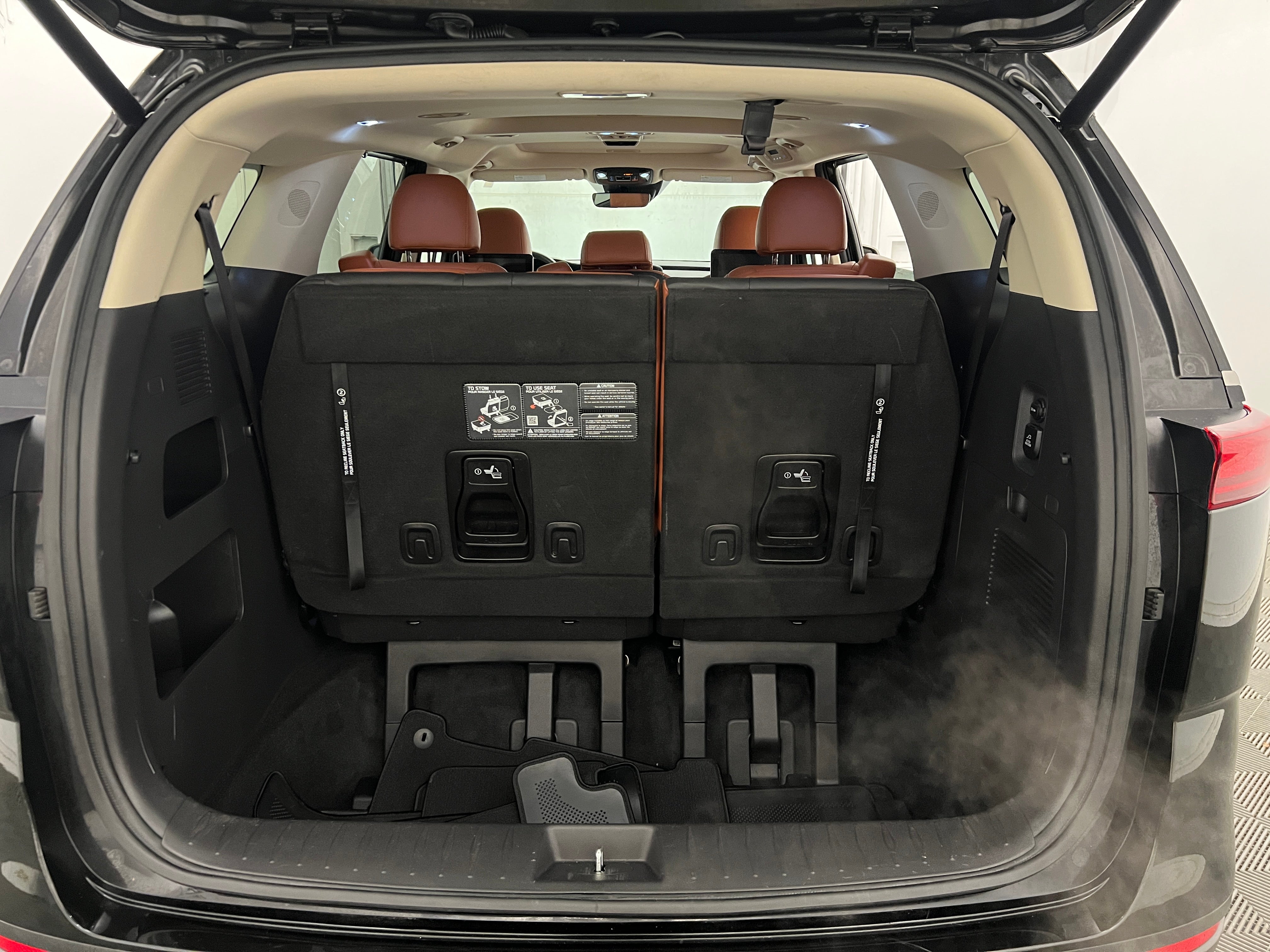 2024 Kia Carnival SX Prestige 6
