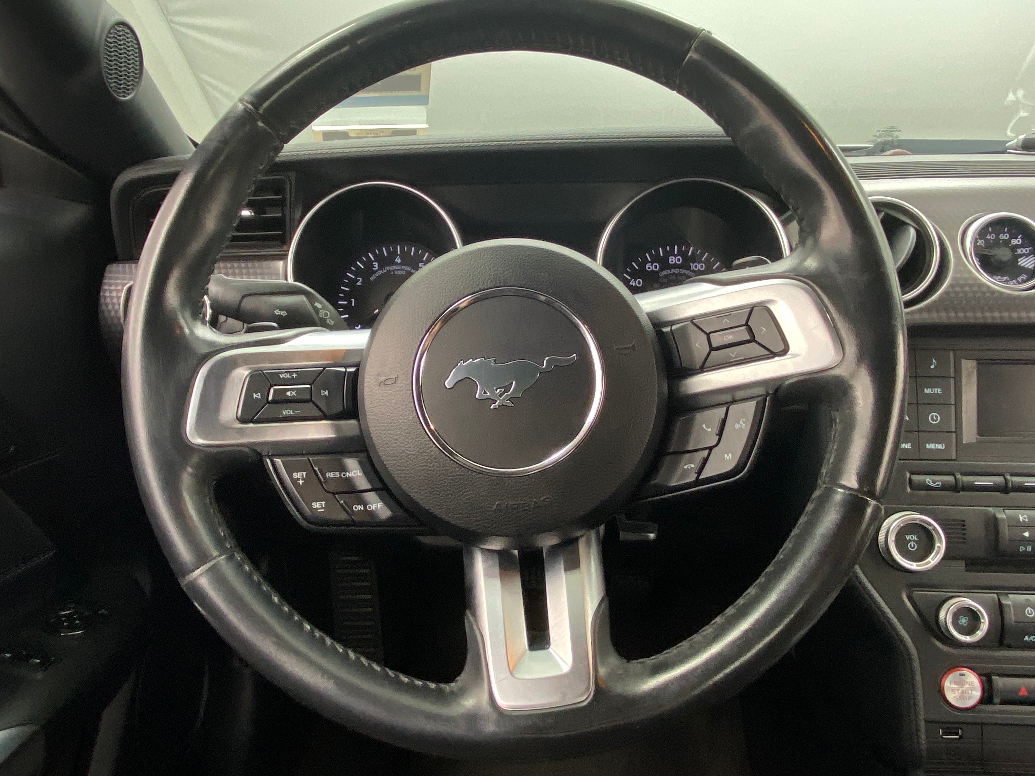 2018 Ford Mustang  4