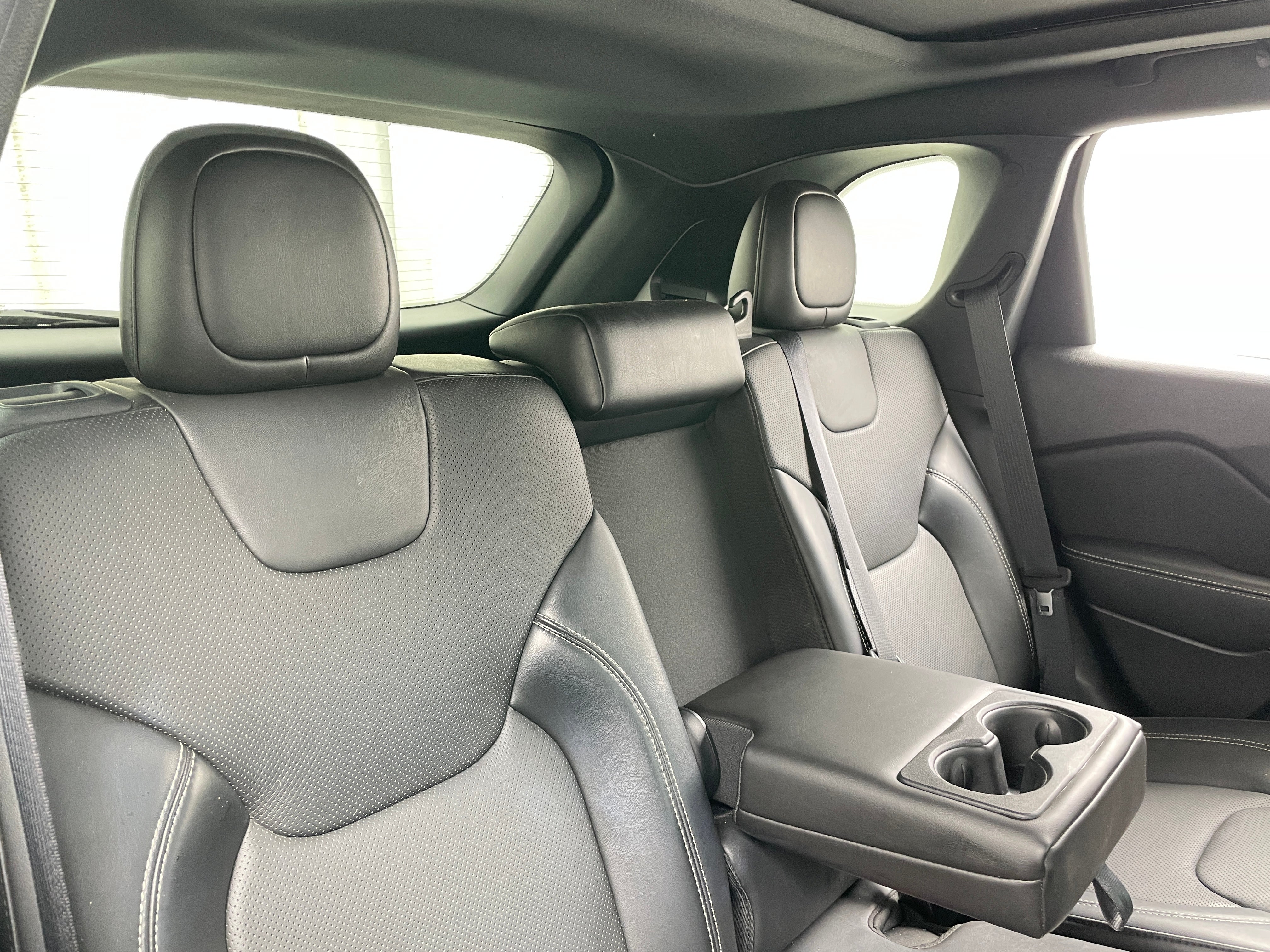2021 Jeep Cherokee 80th Anniversary 5