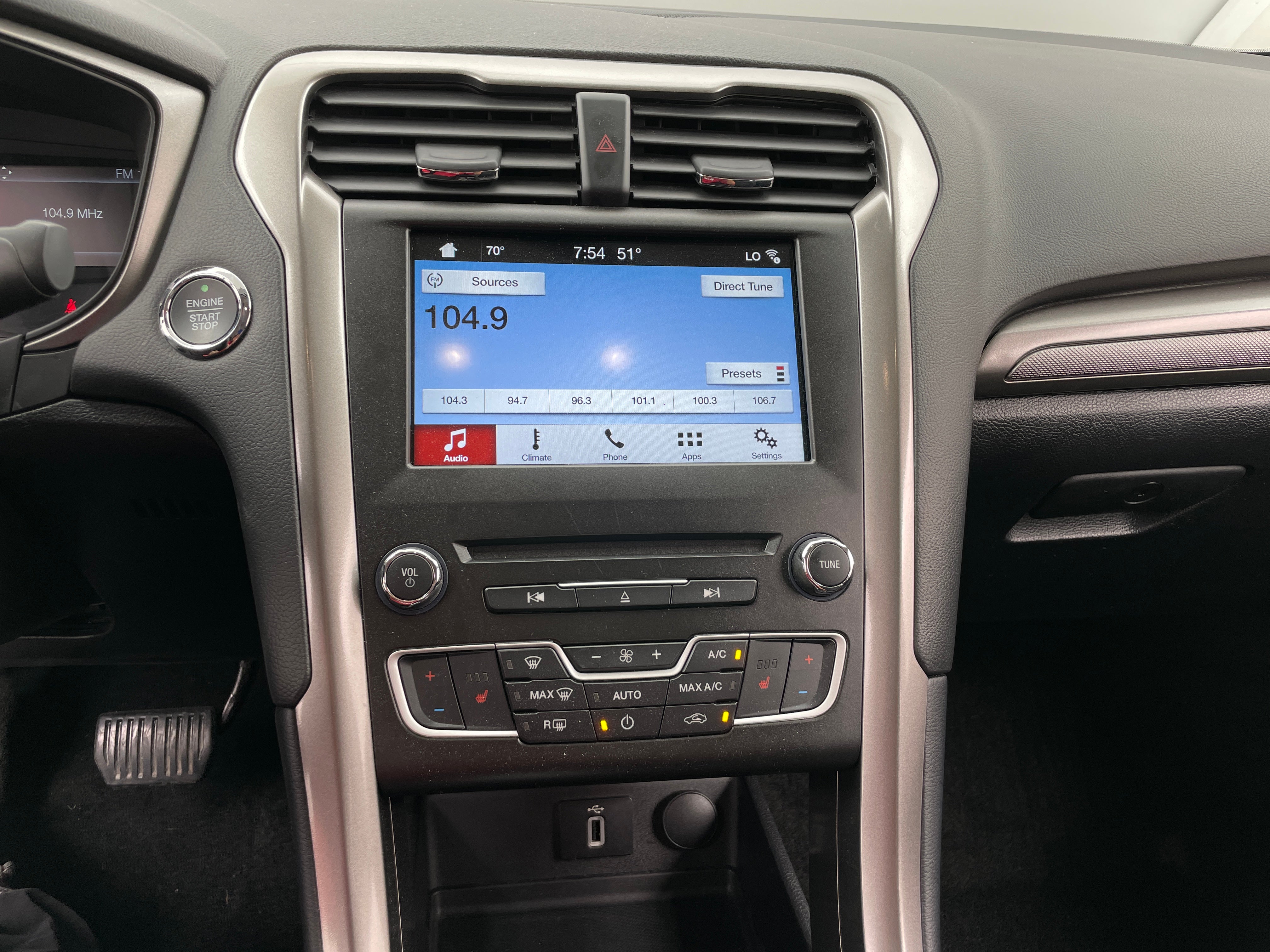 2018 Ford Fusion SE 4