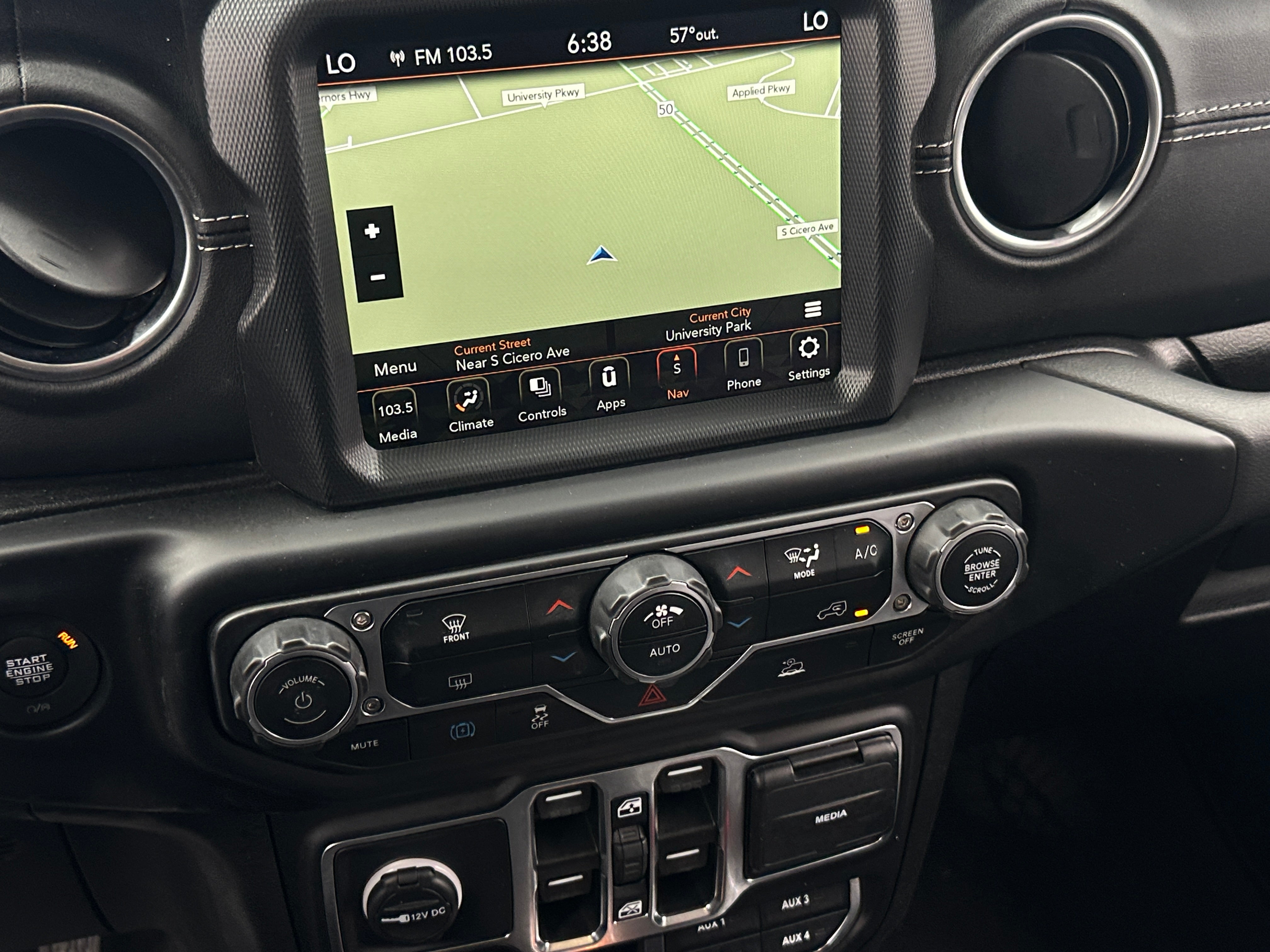 2023 Jeep Wrangler Sahara 4xe 3