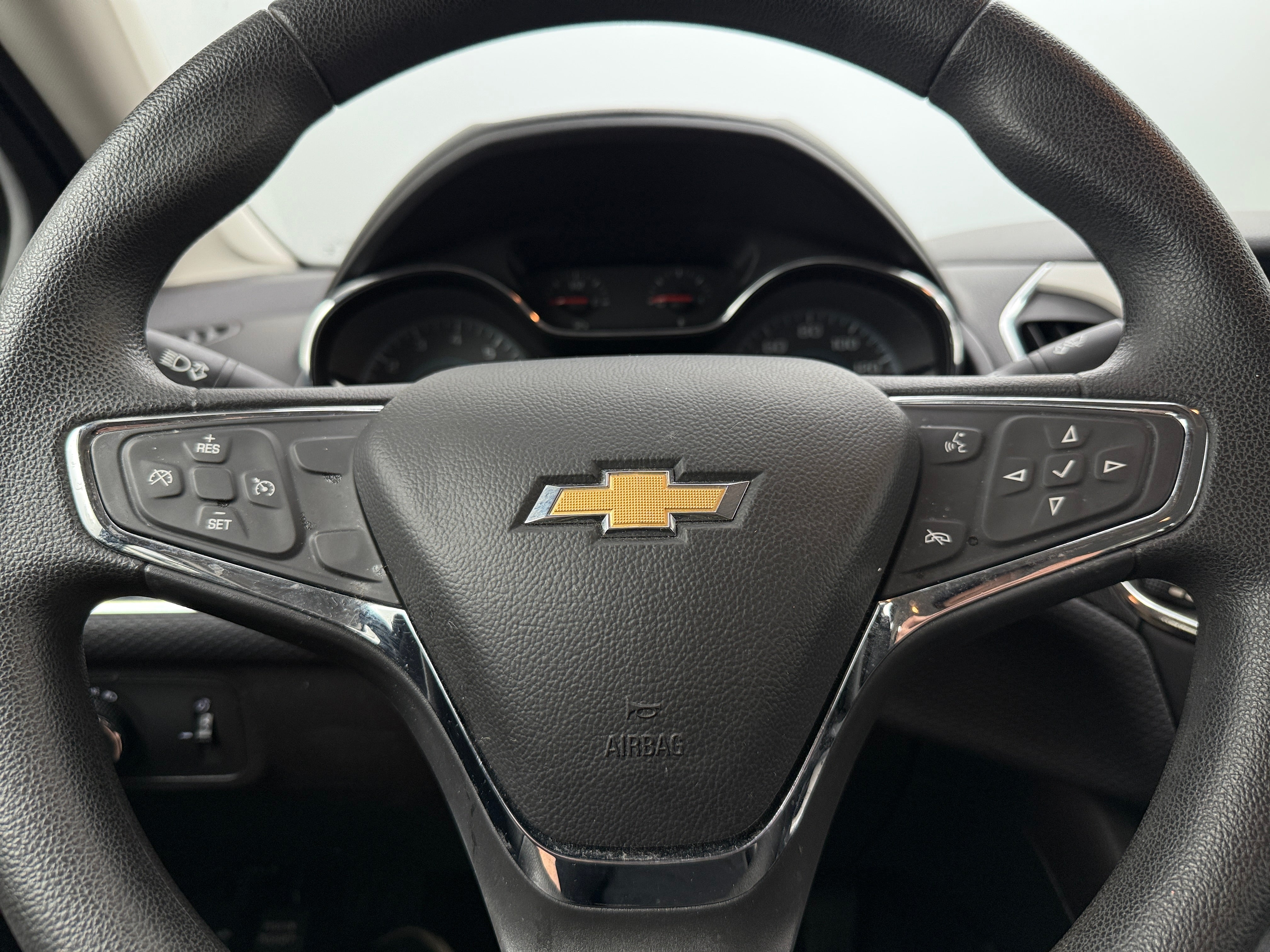2018 Chevrolet Cruze LS 5