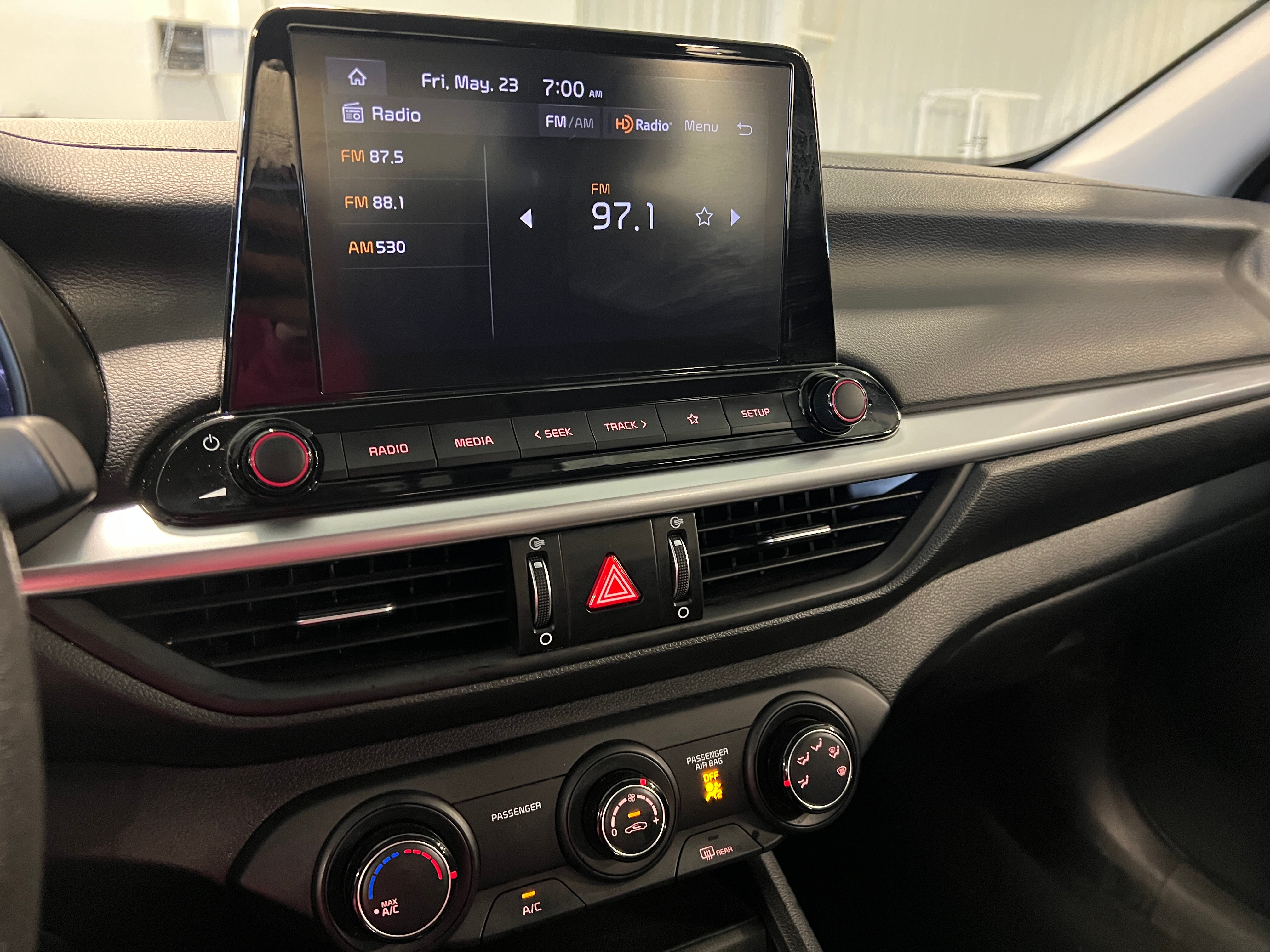 2023 Kia Forte LXS 4