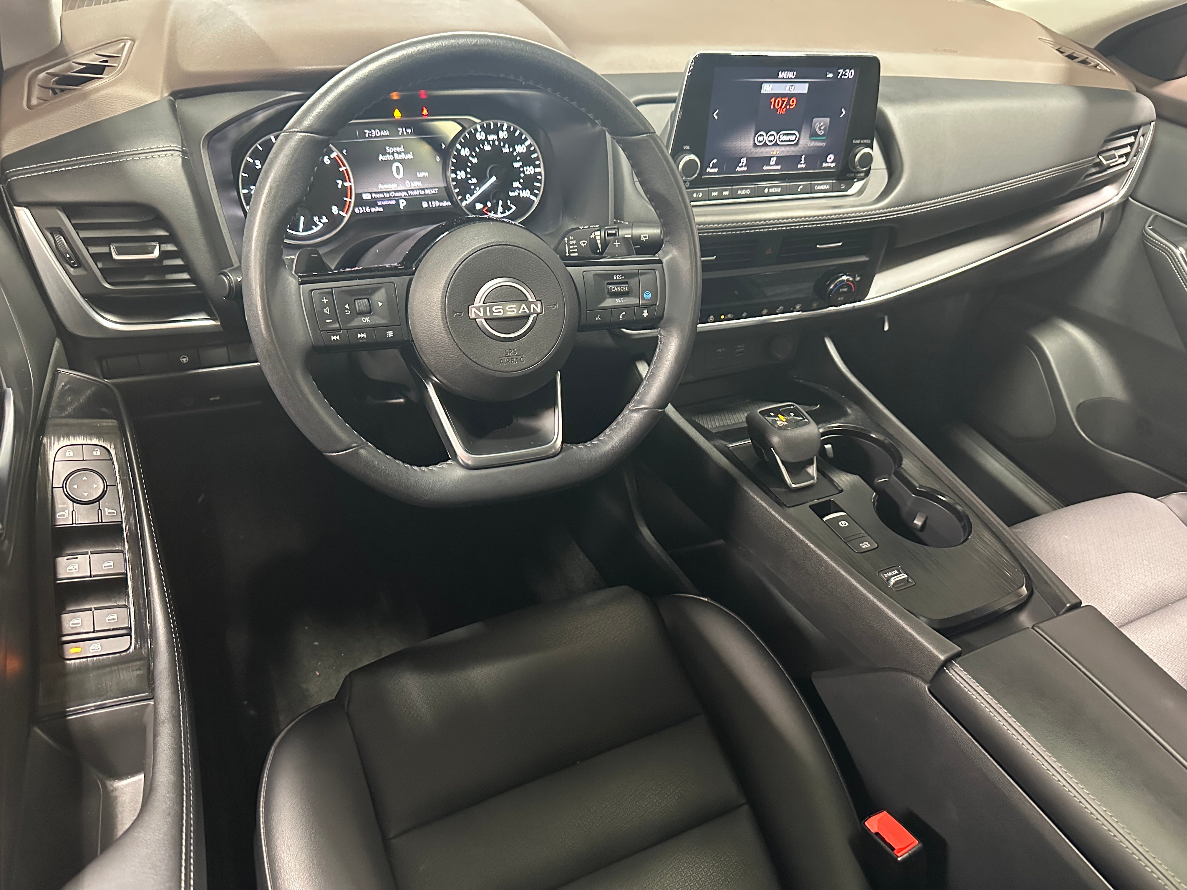 2023 Nissan Rogue SV 2