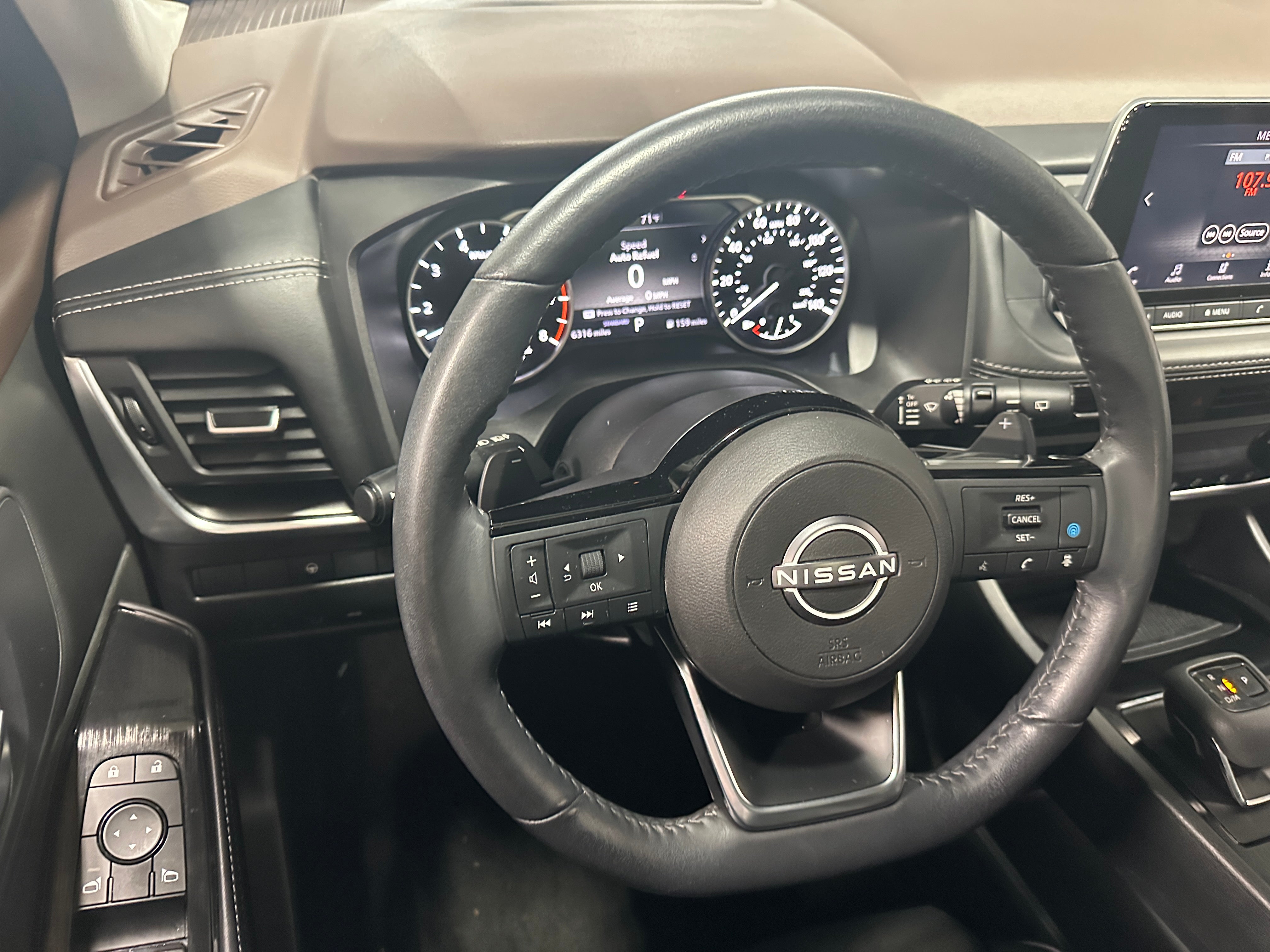 2023 Nissan Rogue SV 4
