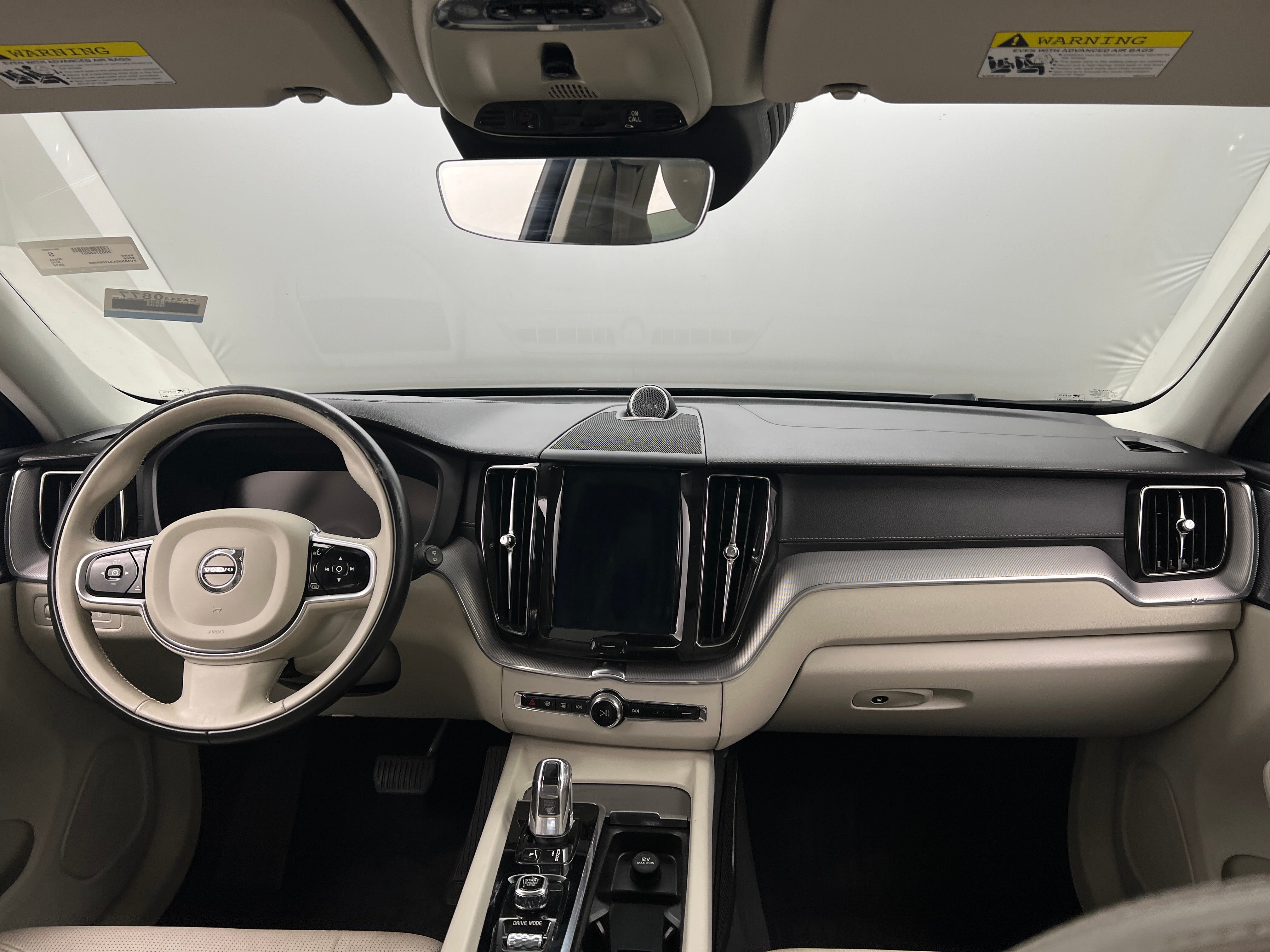 2018 Volvo XC60 T8 Inscription 2