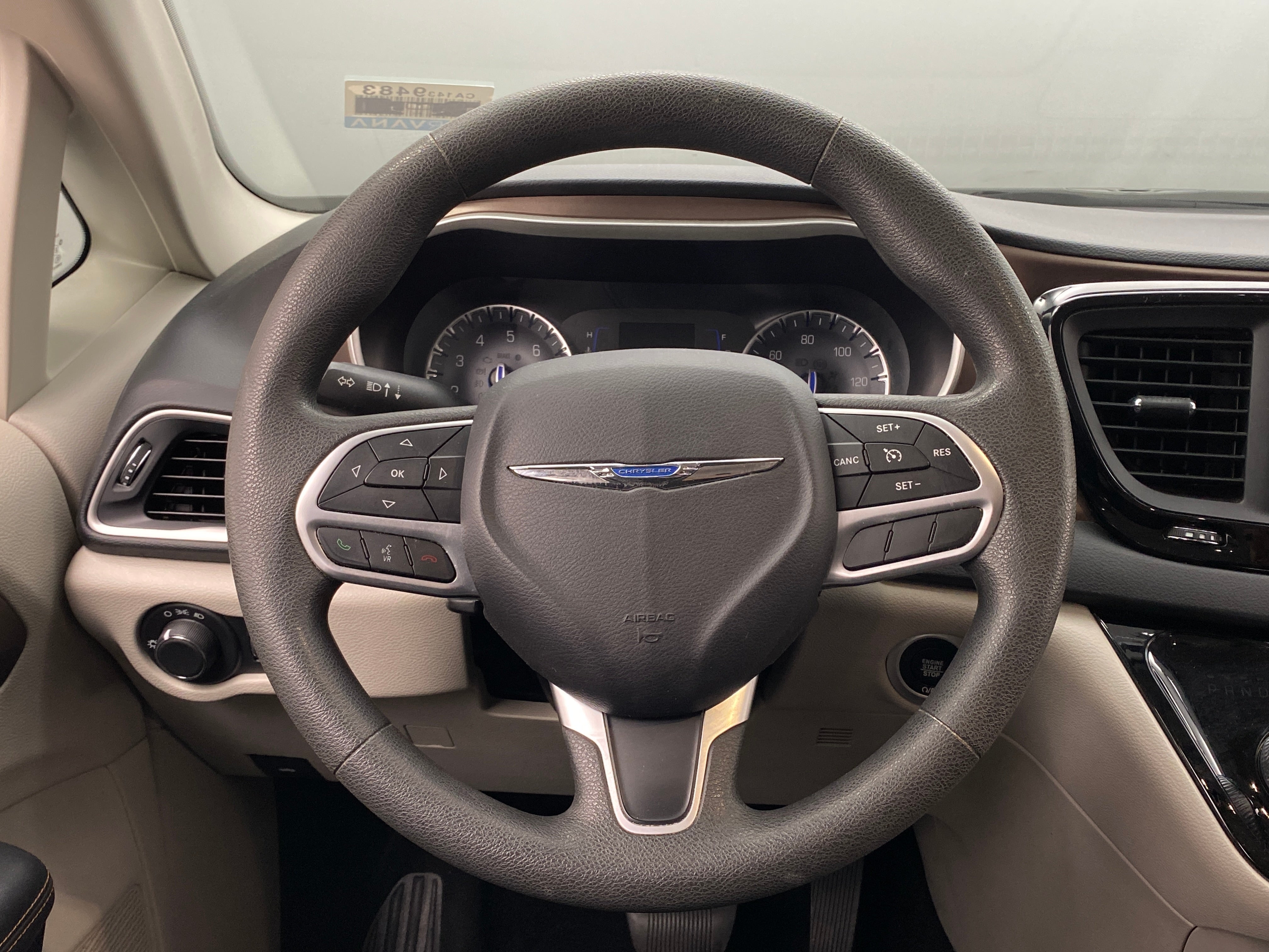 2017 Chrysler Pacifica LX 5
