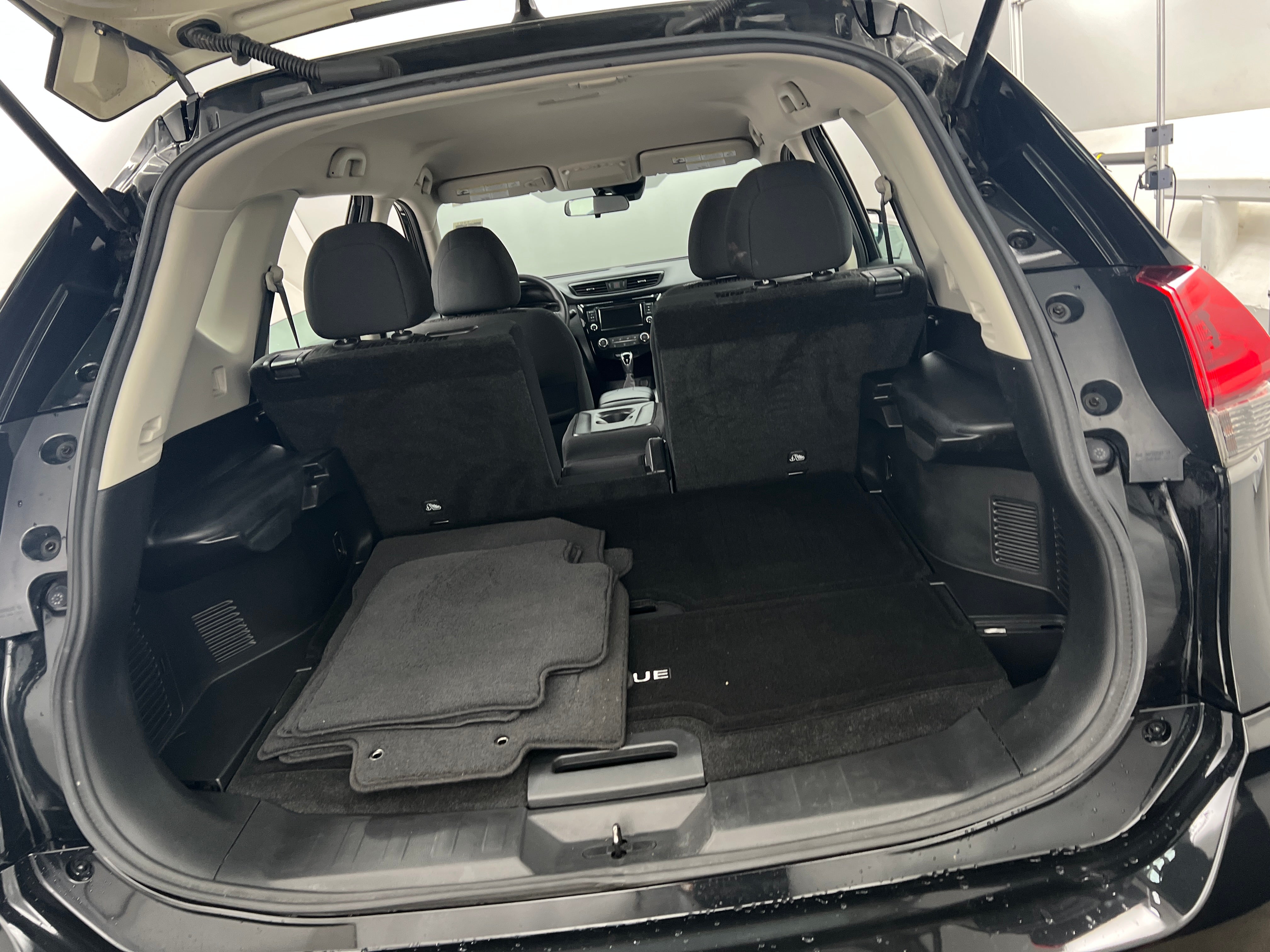 2019 Nissan Rogue S 7