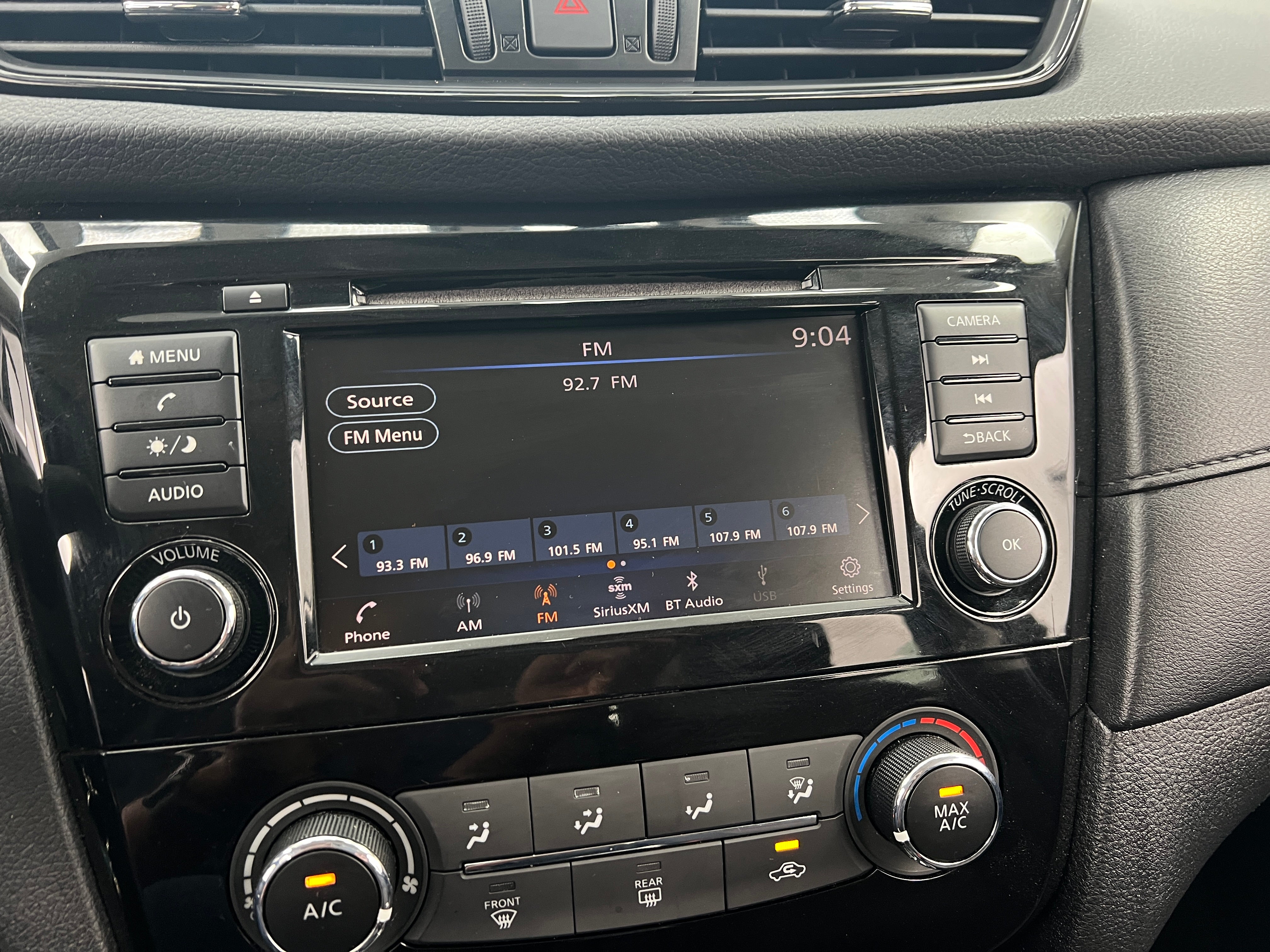2019 Nissan Rogue S 4