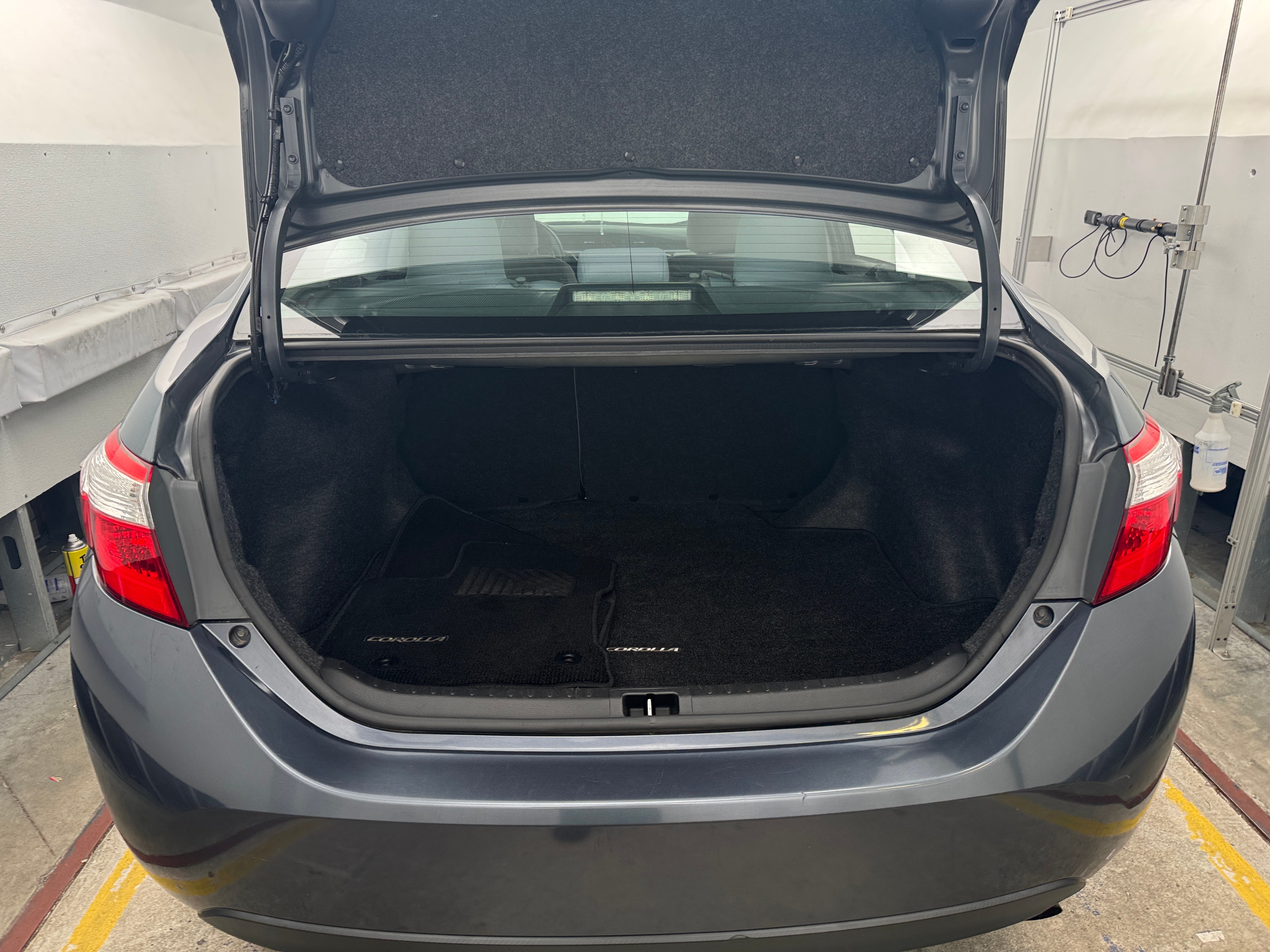 2014 Toyota Corolla LE 7