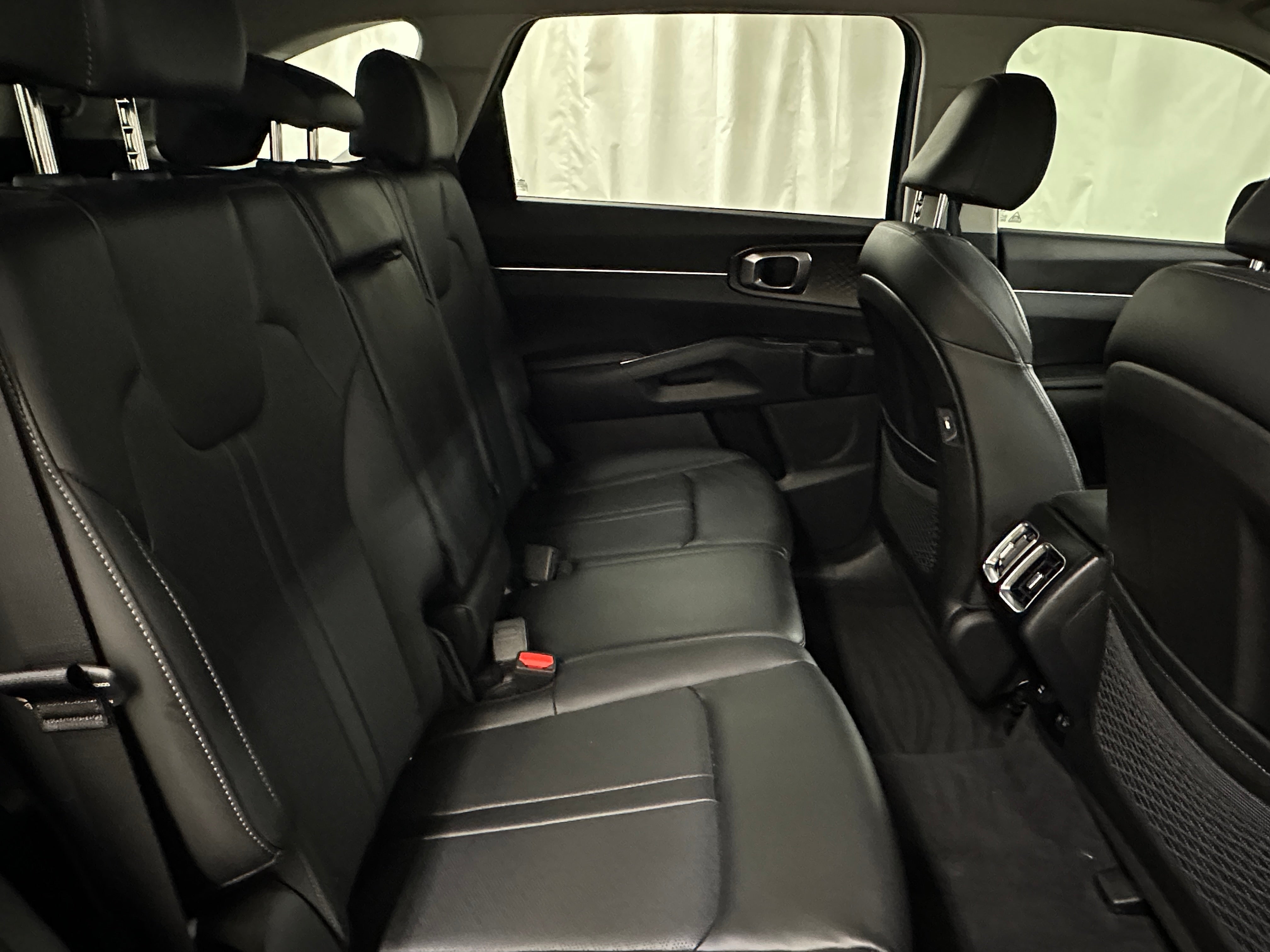 2023 Kia Sorento S 5